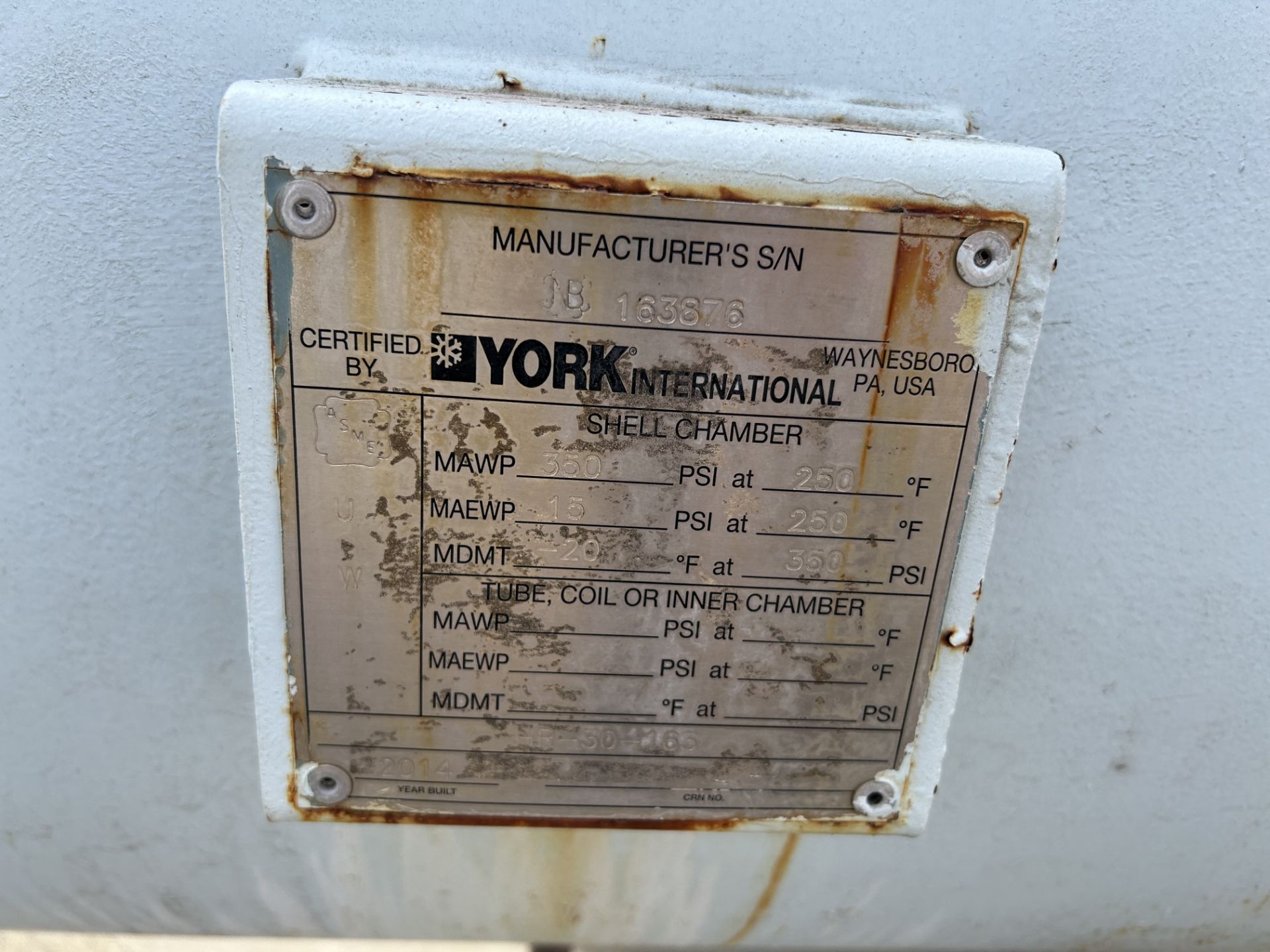 Lot Location: Hartley IA - York International Horizontal Freon collection tank - Image 4 of 4