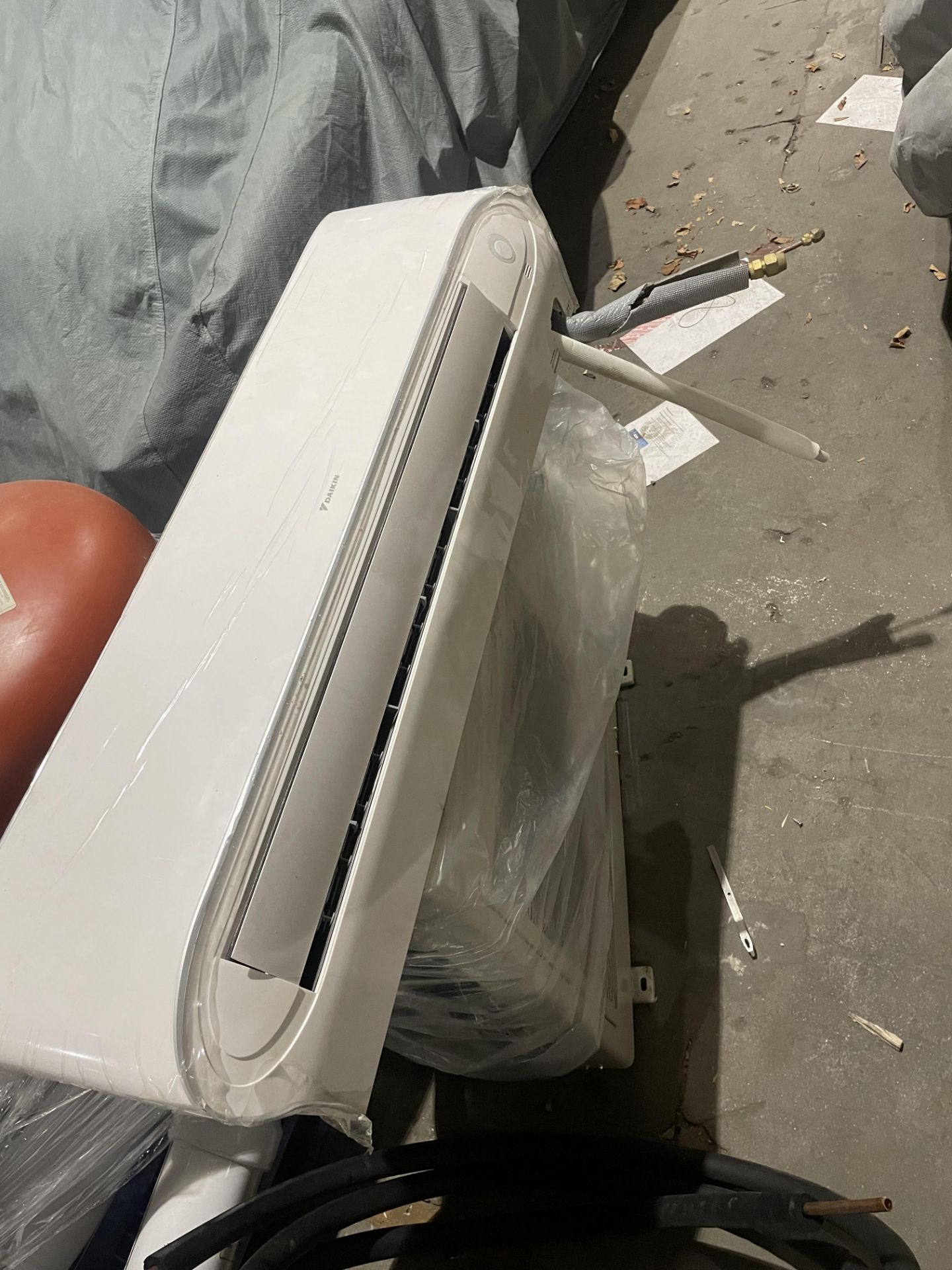 (Located in Brampton, ON, CA) Daikin Wall Mounted AC Unit, Model# FTXB24AXVJU, Serial# K017193 - Image 2 of 6