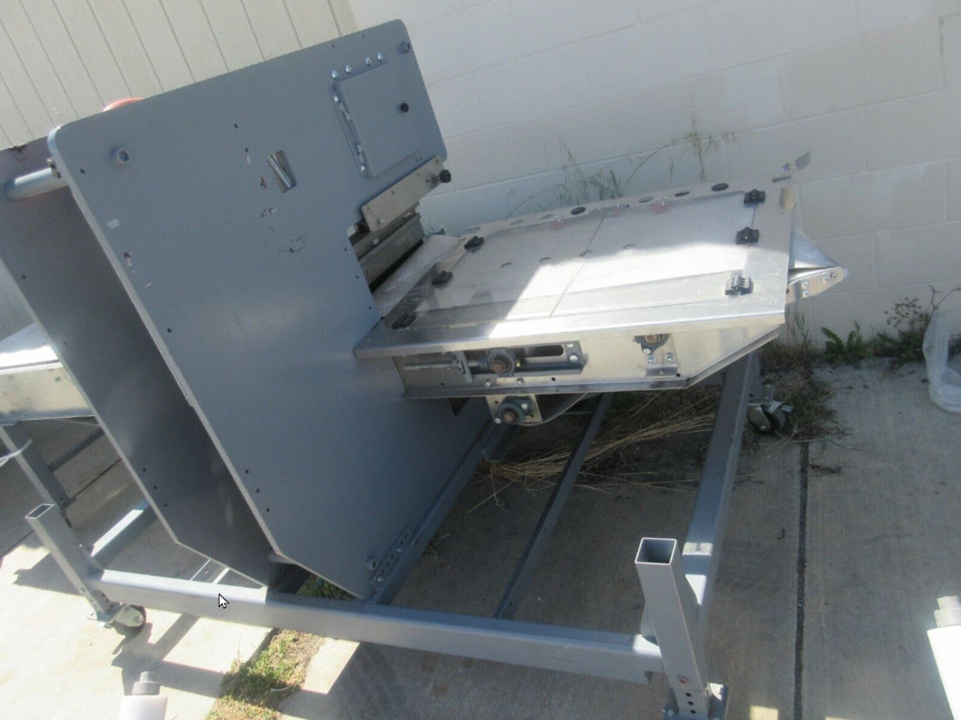 (Located in Hollister, CA) Cutter/Slitter, Rigging Fee: $100 - Image 4 of 13