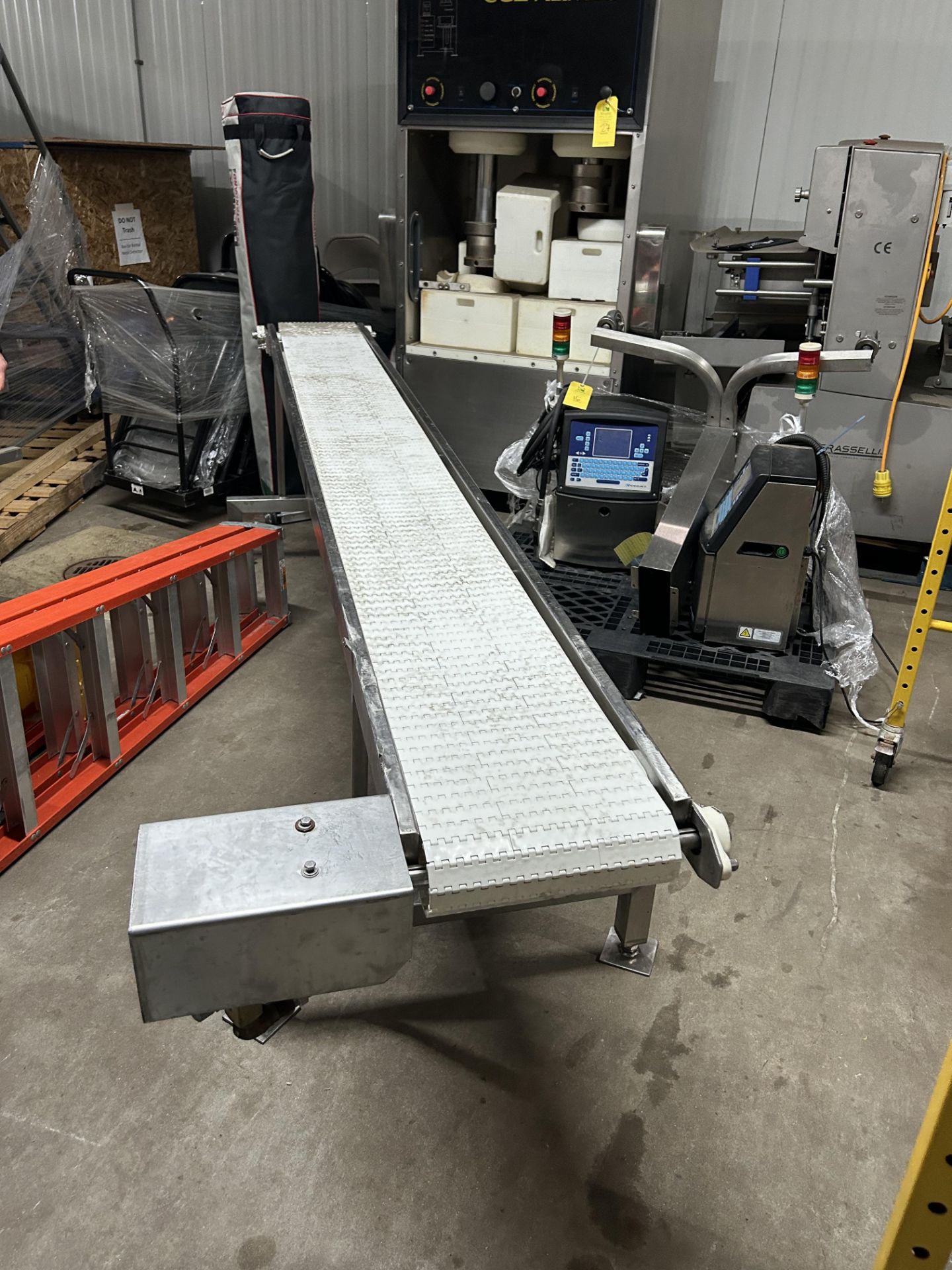 Lot Location: St. Louis MO - 90-Degree Belt Conveyor & Straight Conveyor Piece, Belt Approx. 12'' W - Image 3 of 10