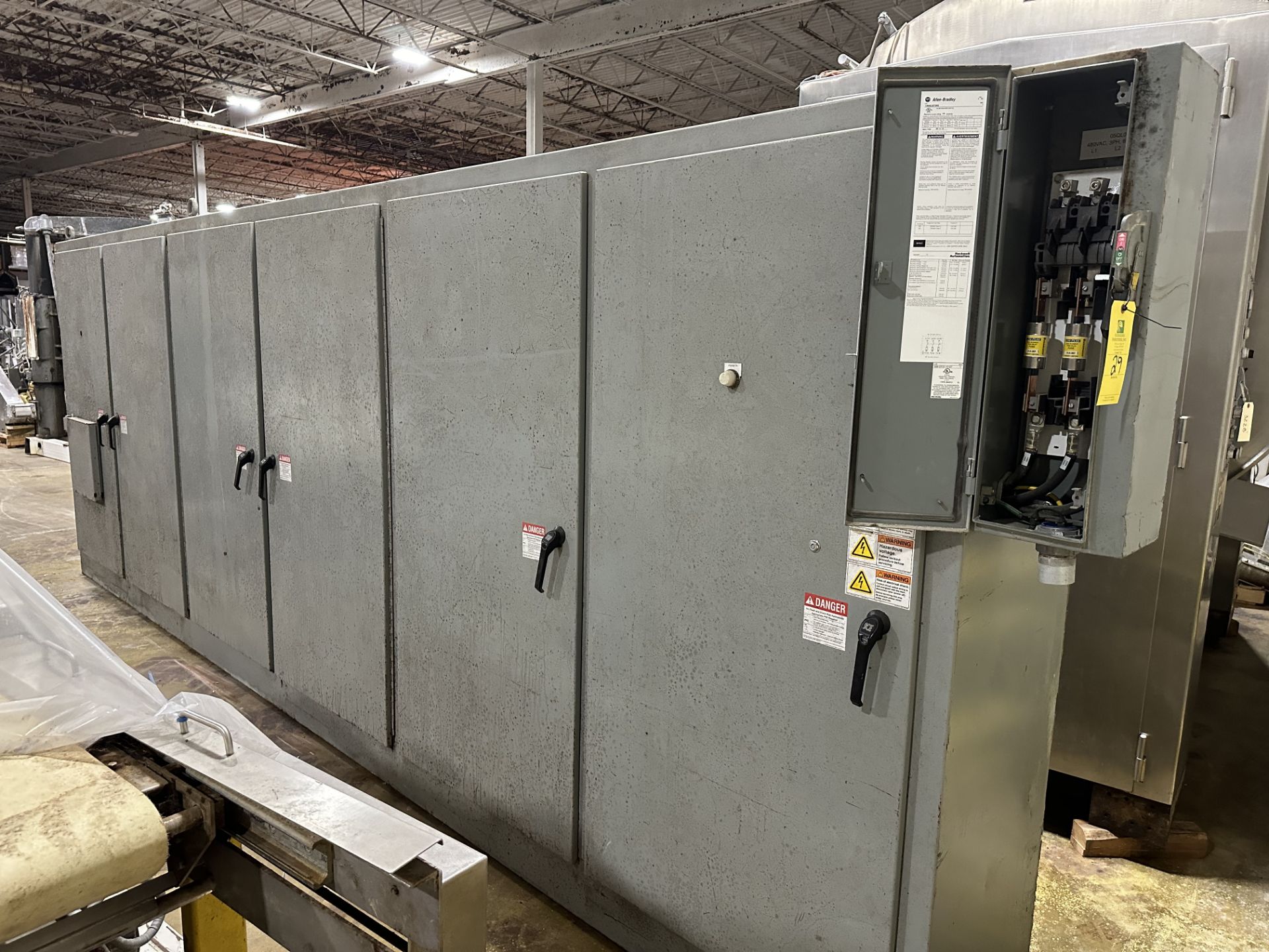 (Located In Springfield, MI) Spooner Vickers Control Panel for Line