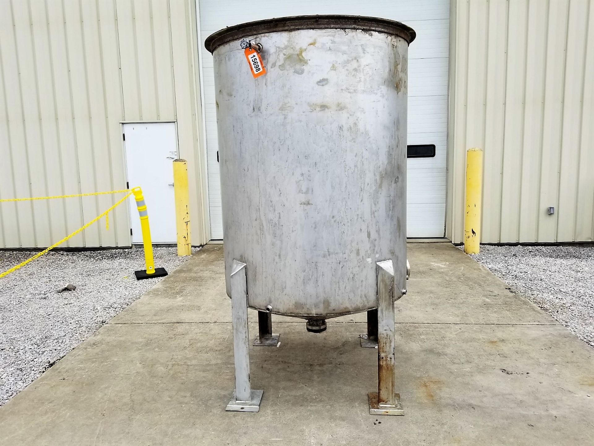 Lot Location: Greensboro NC Used 585 Gallon Stainless Steel Tank, Open Top with Pipe Coils - Image 11 of 12