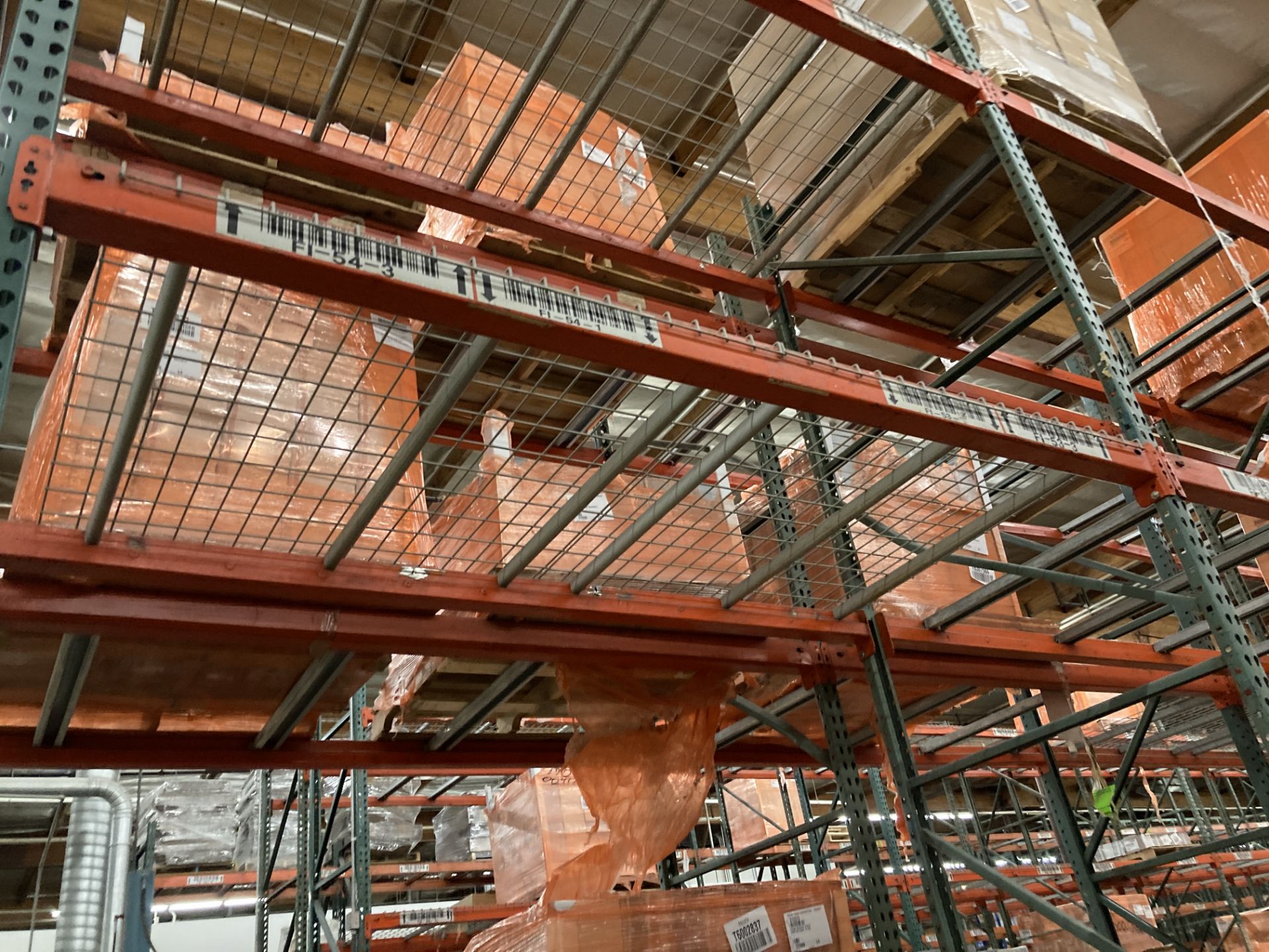 LOT OF 30 sections slotted pallet racking w/ supports, wire meshing, Rig Fee: $7,500 - Image 3 of 3