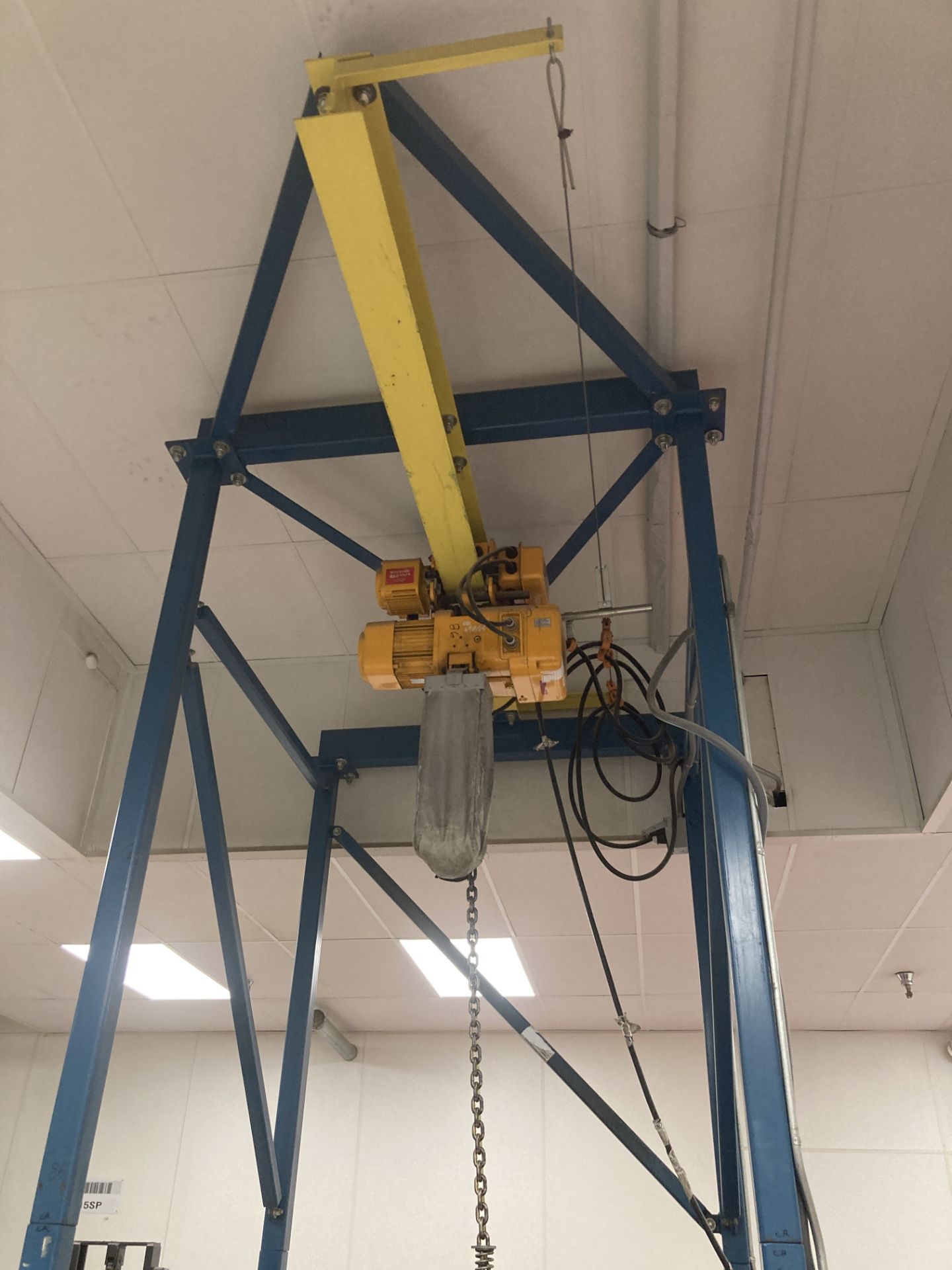 Harrington 2 ton hoist bag lift system, 460 vac, 4000 lbs max load Rigging Fee: $ 900 - Image 2 of 2