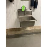 LOT OF stainless steel wall mount sink with soap & towel dispenser, wall clip hanger Rigging