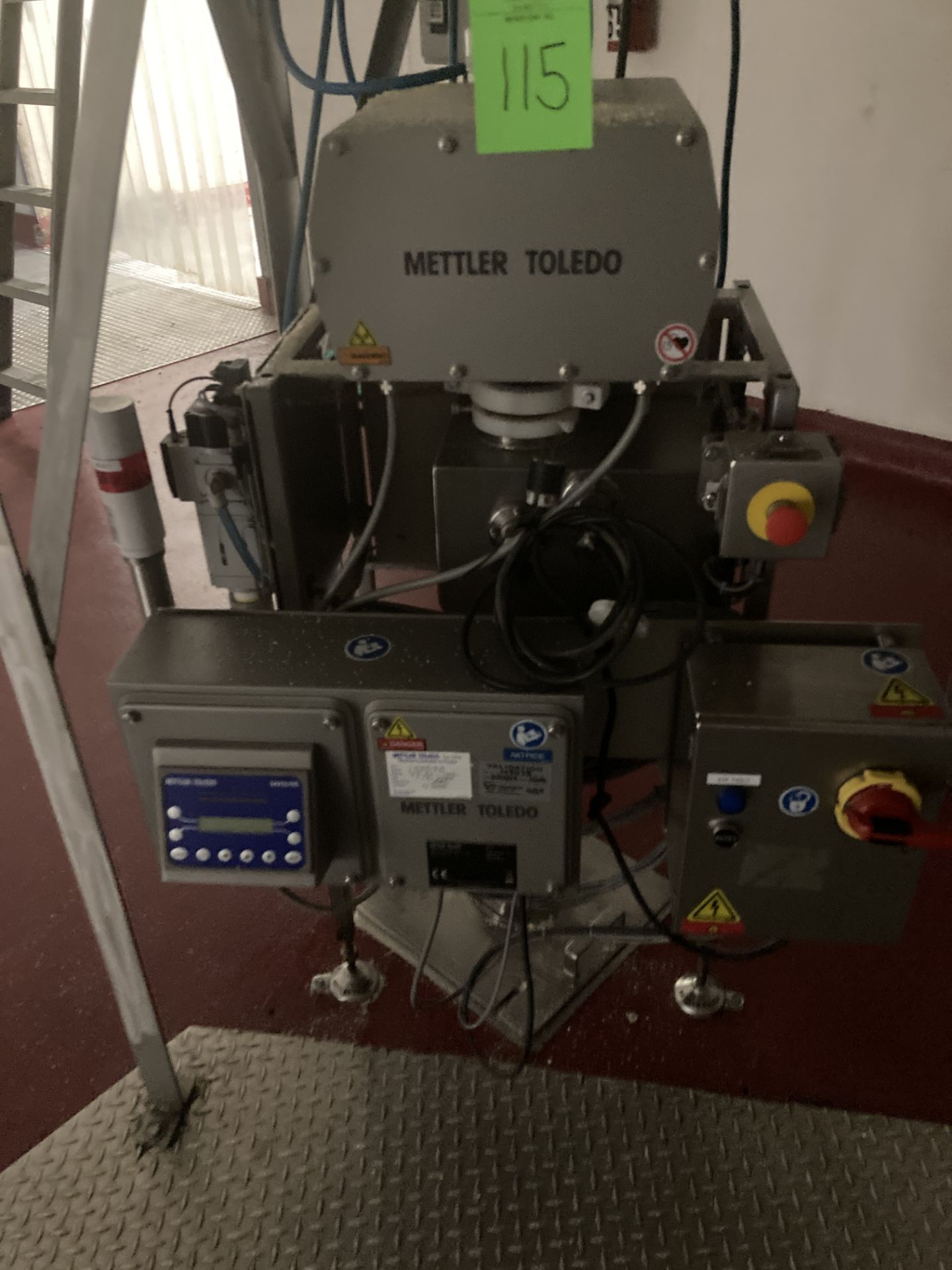 Mettler Toledo metal detector system , model 50H with Flexicon feeder stand Rigging Fee: $ 1,125