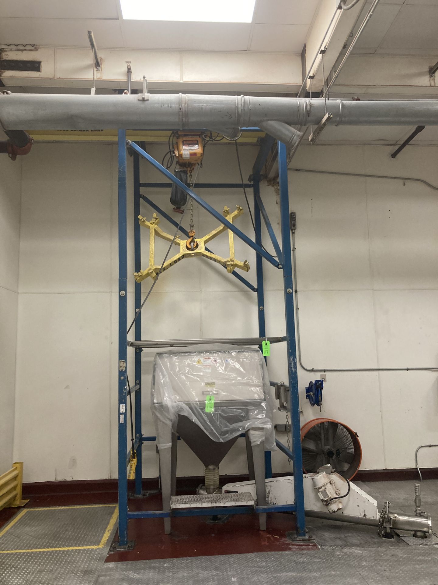 Harrington 2 ton hoist bag lift system, 460 vac, 4000 lbs max load Rigging Fee: $ 900