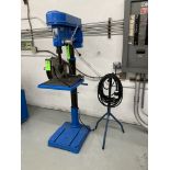 Chicago Power Tools drill press, model A1-27, 12 speed, 3/4 in chuck, 115 vac Rigging Fee: $ 200