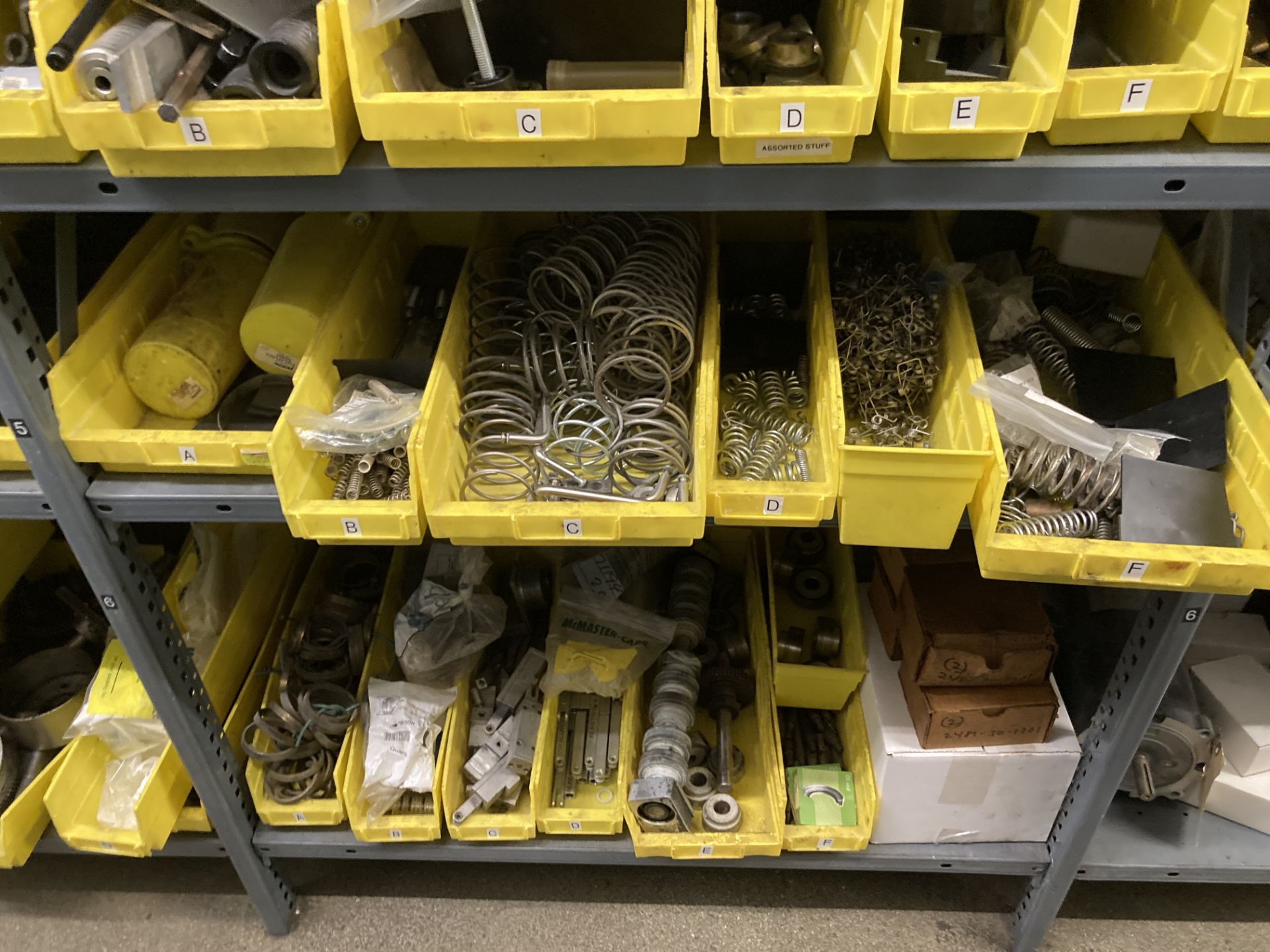 LOT OF shelf units and content on shelf, Aisle 4 Rigging Fee: $375 - Image 11 of 19