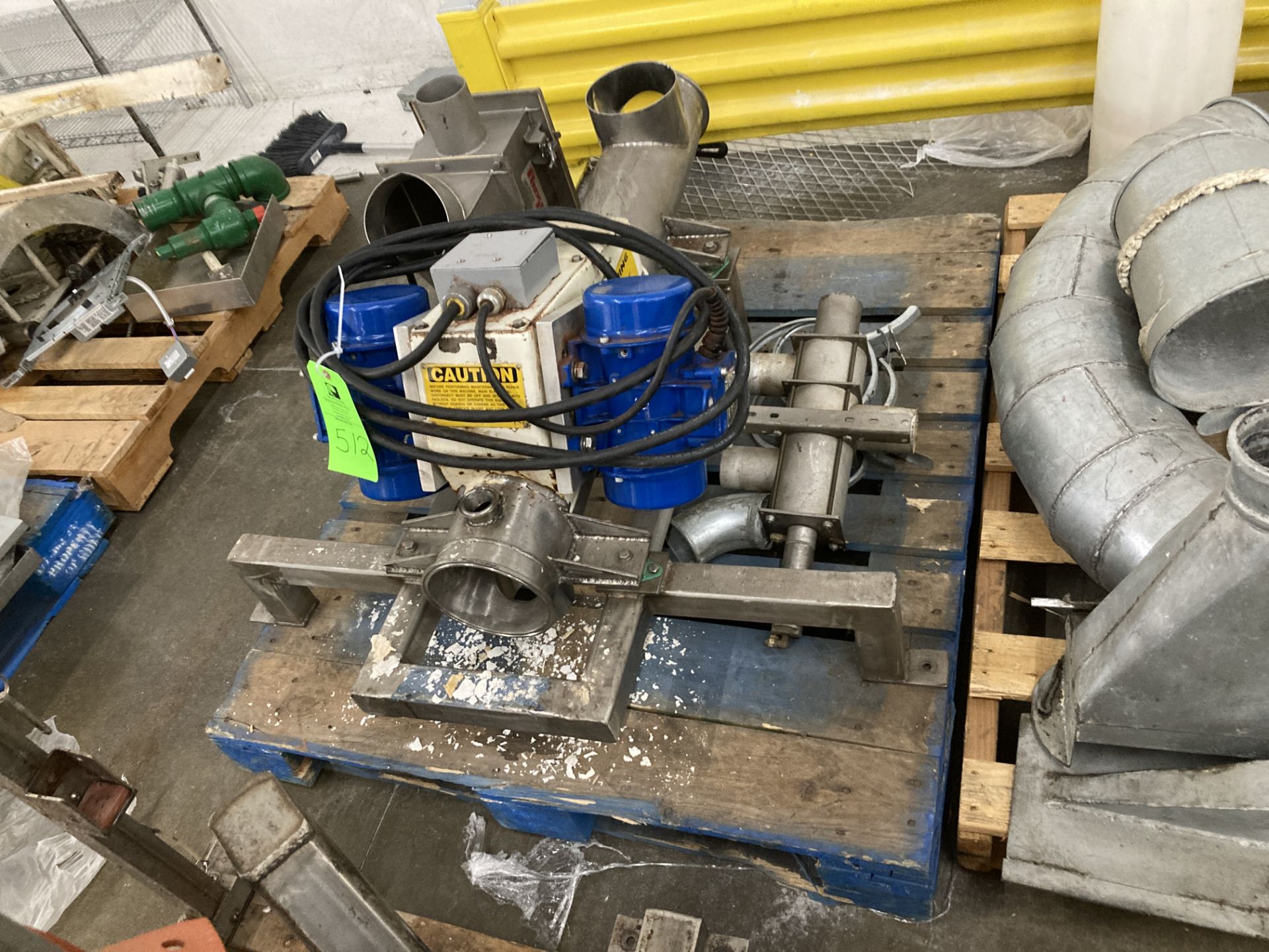 LOT OF PALLET , Vibra Screw assembly with 2 electric vibrator, model VE3736/660, 460 vac Rigging - Image 3 of 3