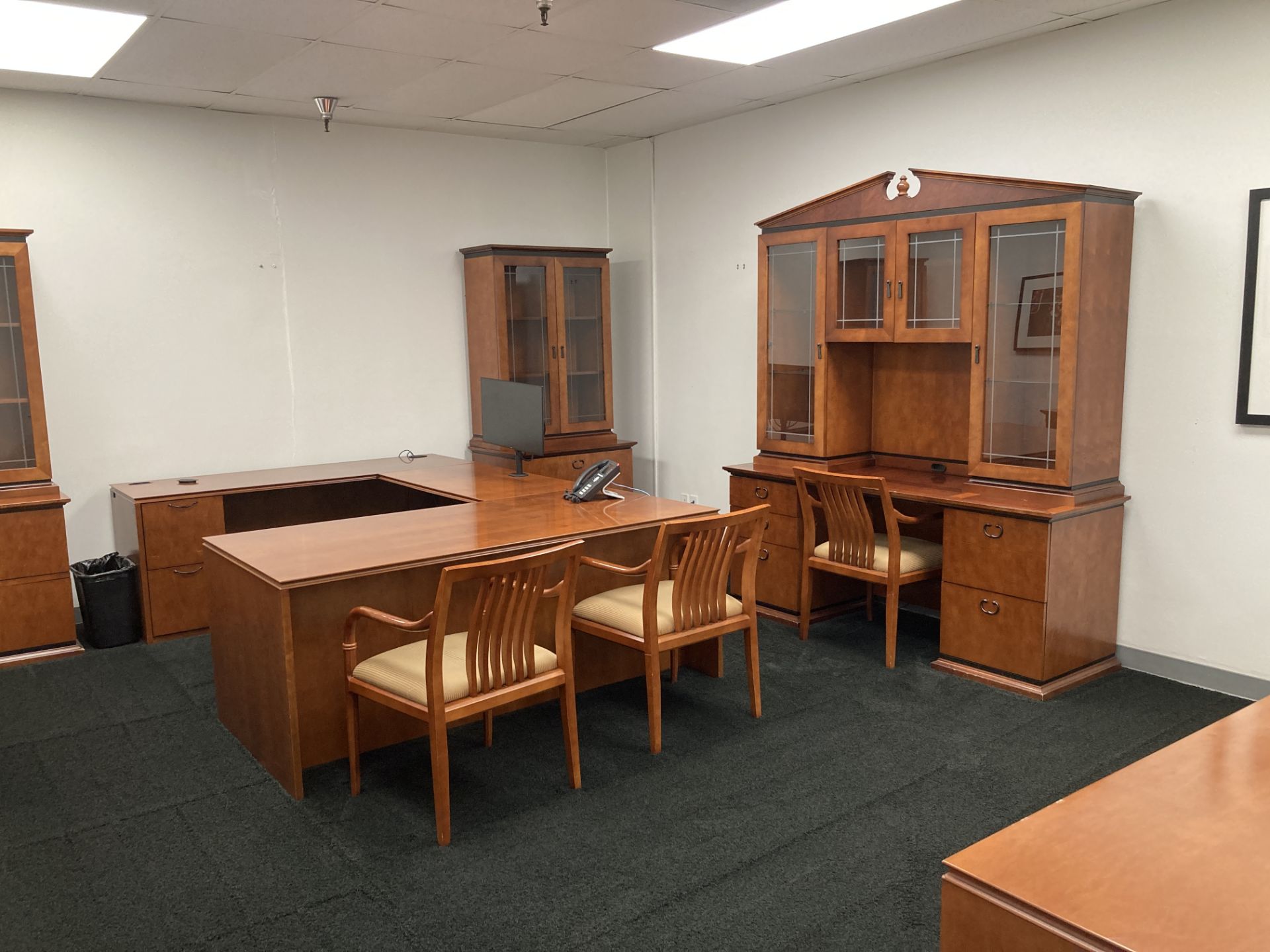 LOT OF U shape desk 9 ft x 72 in , chairs, hutch desk 72 in x 24 in x 82 in h, 2 file cabinet