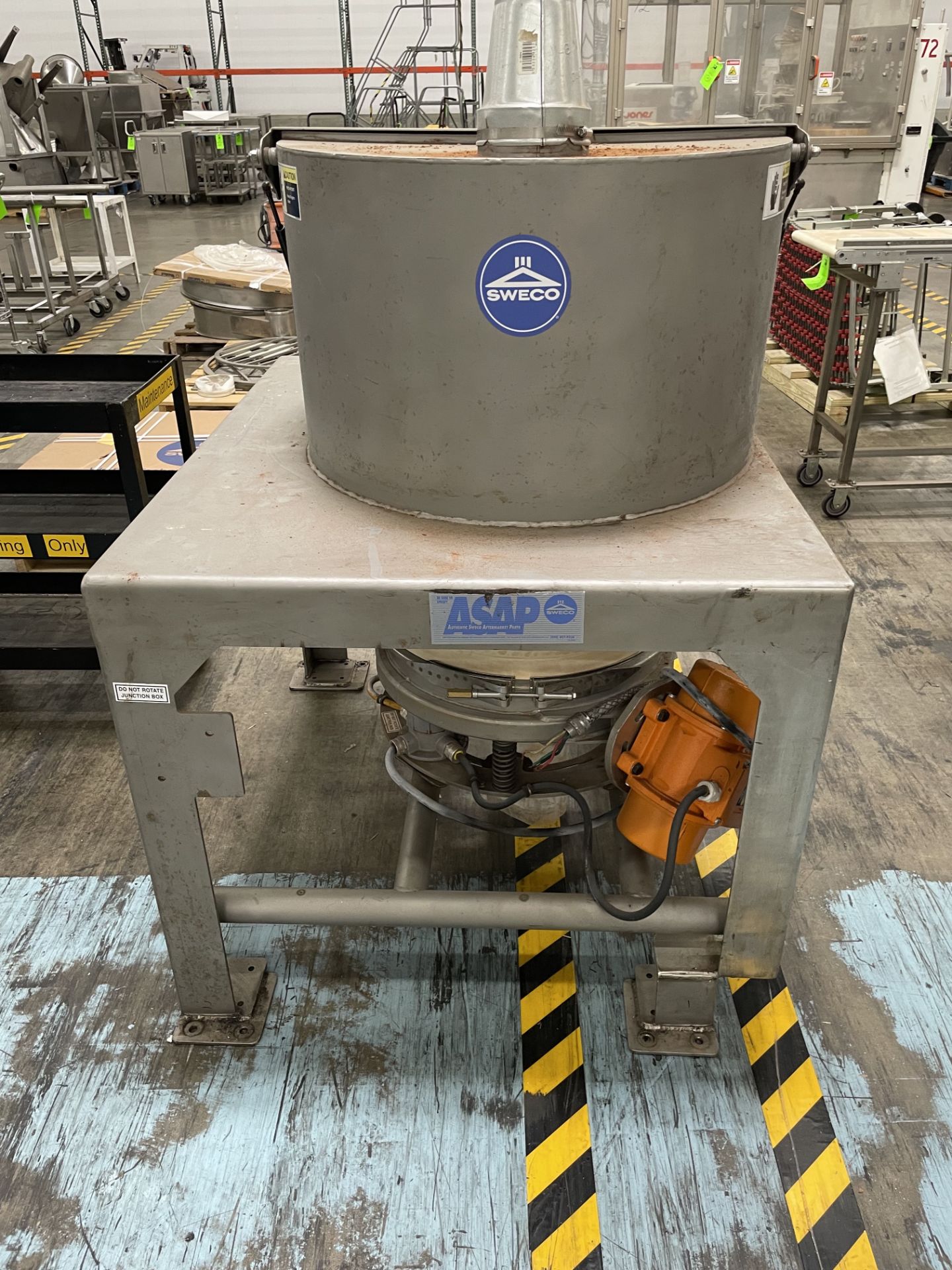 Sweco stainless steel hopper with valve and electric vibrator model MVSI 12-580, 230/460 VAC