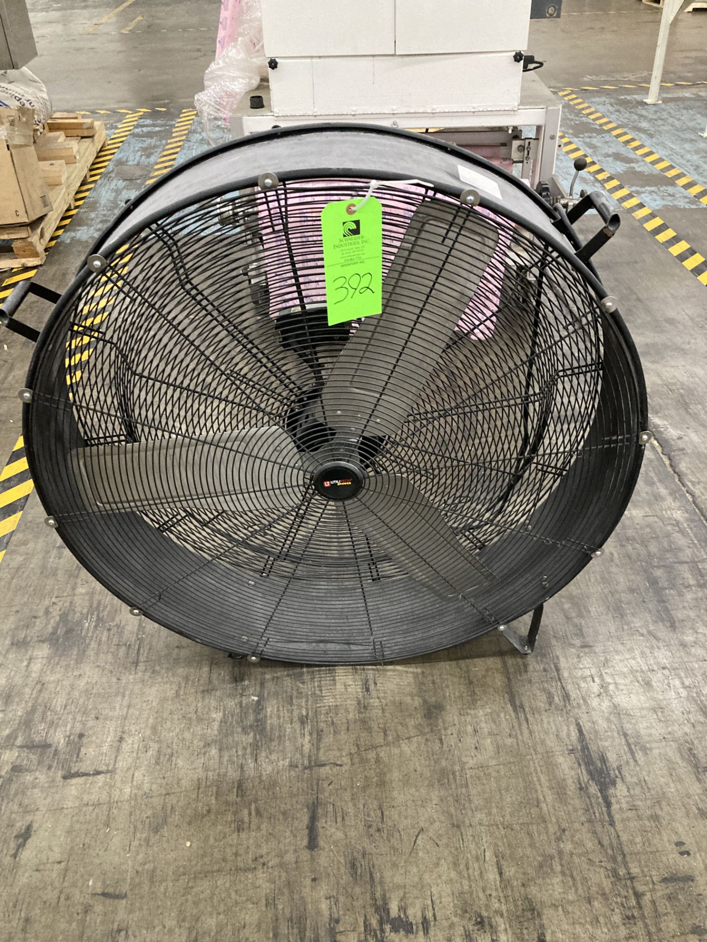 Commercial fan, 115 vac , 30 in dia Rigging Fee: $ 35