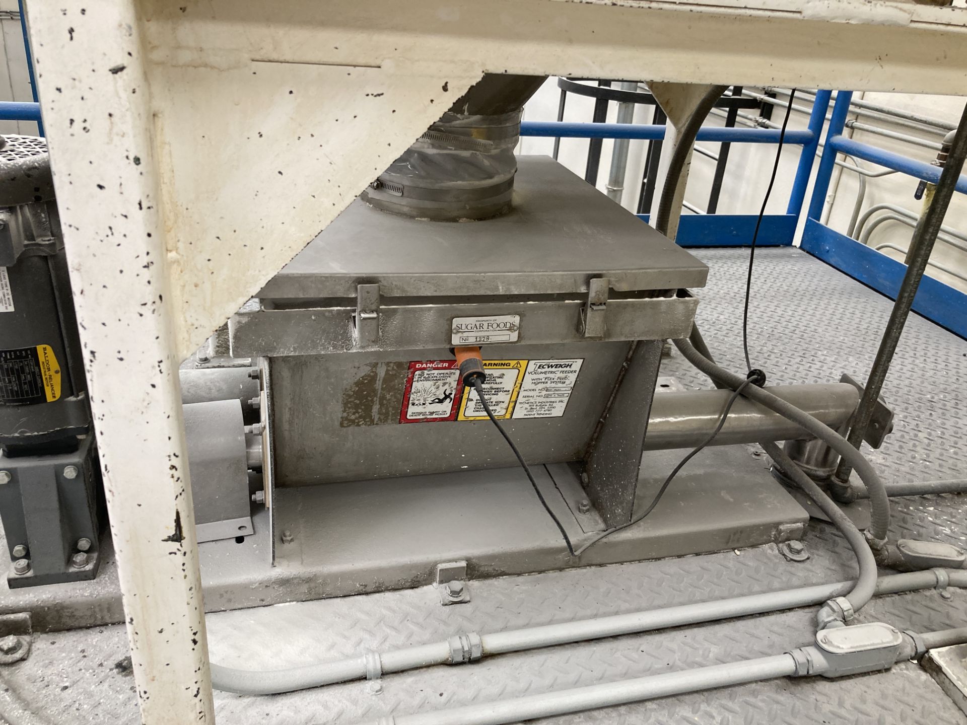 Tecweigh feed system , model HSF DUAL Rigging Fee: $ 200 - Image 3 of 3