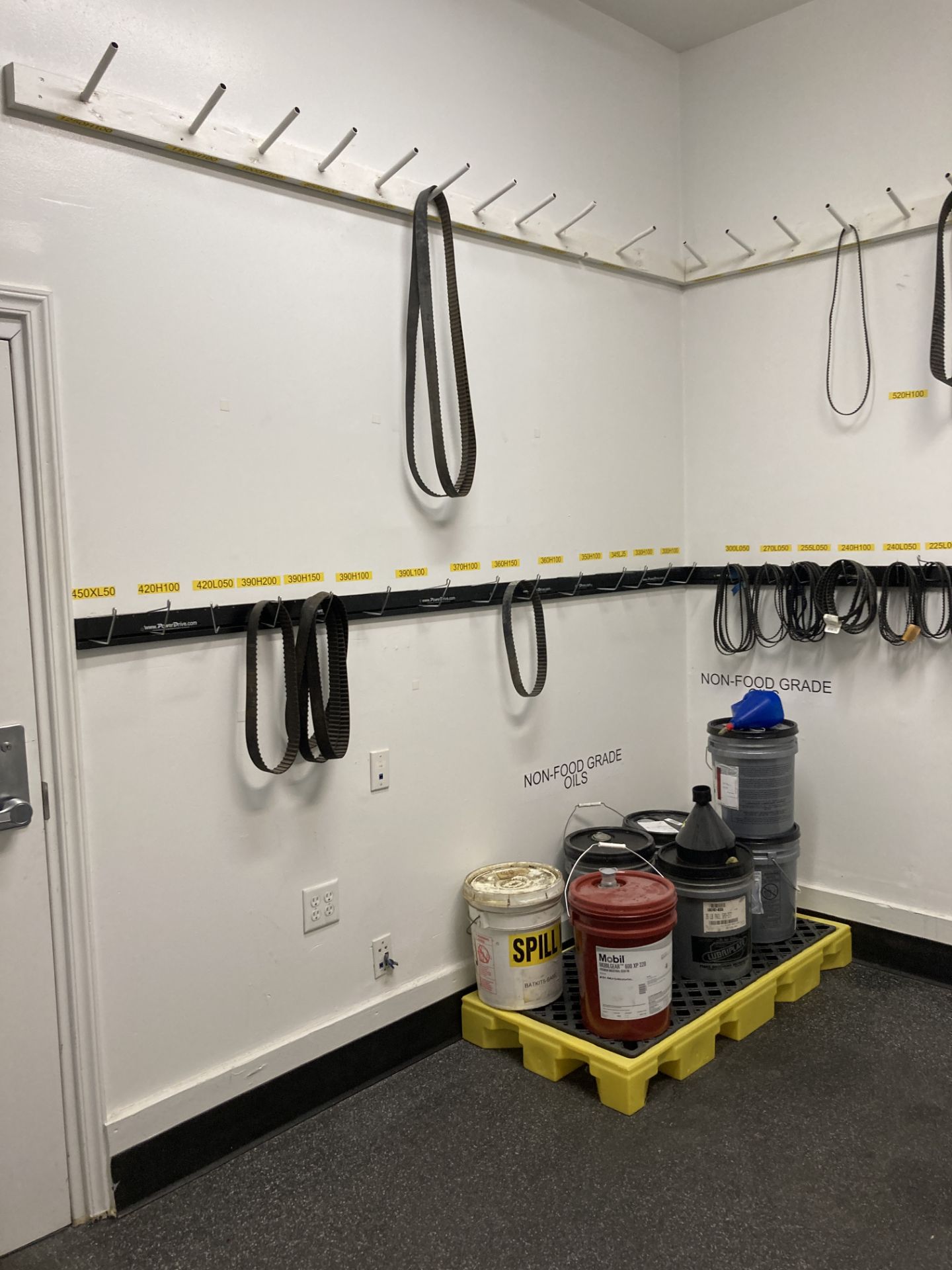 CONTENT OF ROOM, belt with wall rack, spill container 24 in x 48 in, Fastenal storage cabinet, steel - Image 2 of 8