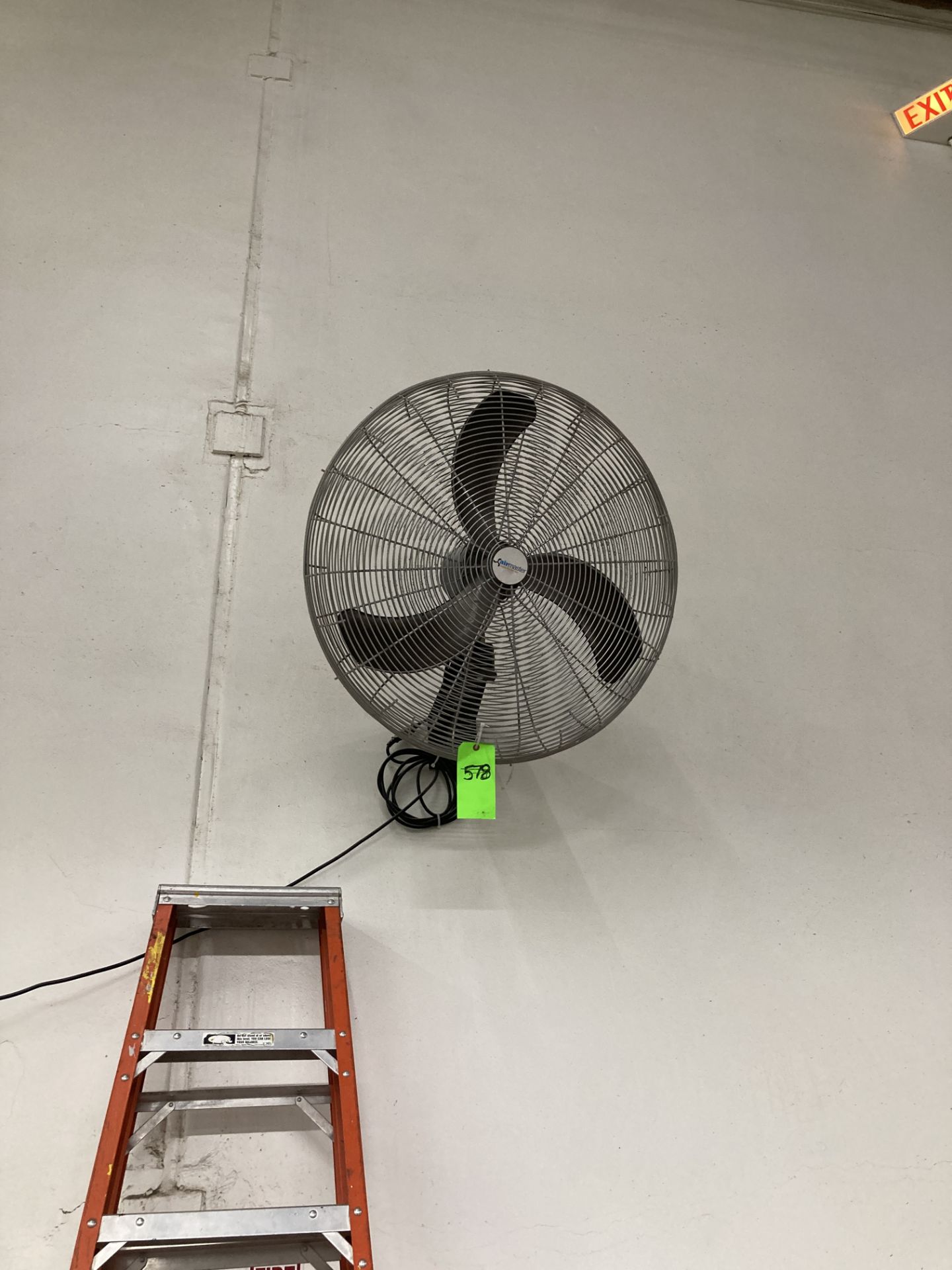 Qty. 3 Wall mounted fans, 115 vac Rigging Fee: $ 135 - Image 3 of 4