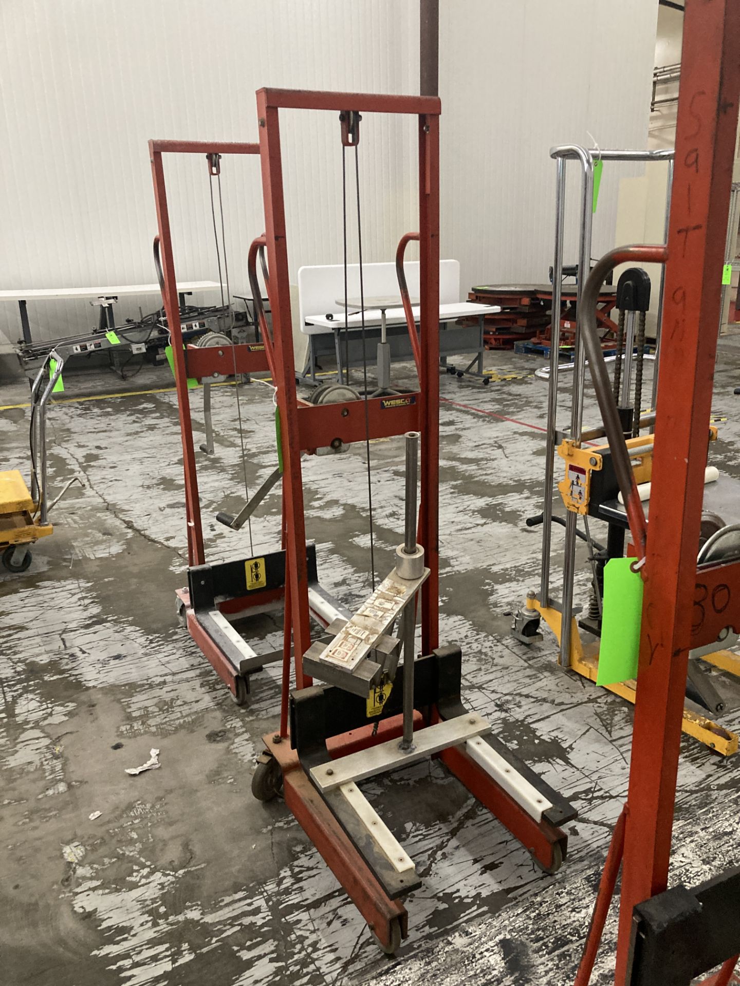 Wesco hand operated lift truck with straddle legs, approx. 500 lbs cap Rigging Fee: $ 50 - Image 2 of 2