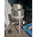 Lee Metal Products 20 gal. kettle on stand Model 232A 20.5" ID x 18" deep Foot print: 21.5 dia x 39
