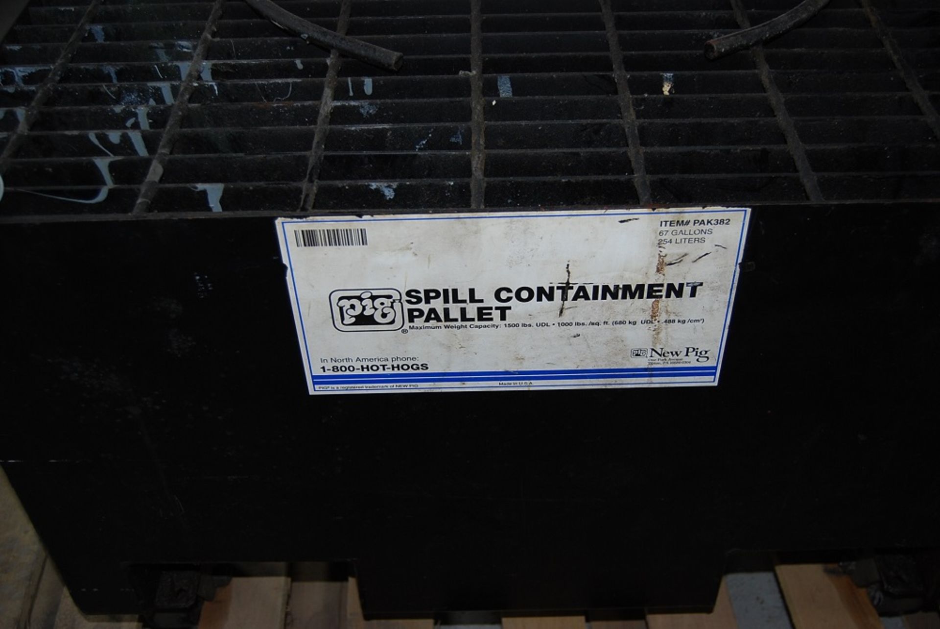 New Pig Spill Containment Pallet, Foot Print: 32.5" x 32.5" x 23" tall on casters - Image 3 of 5