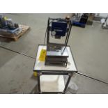Mettler Toledo Panther 10 x 8 Bench Scale, Dimensions LxWxH: 10x12x19