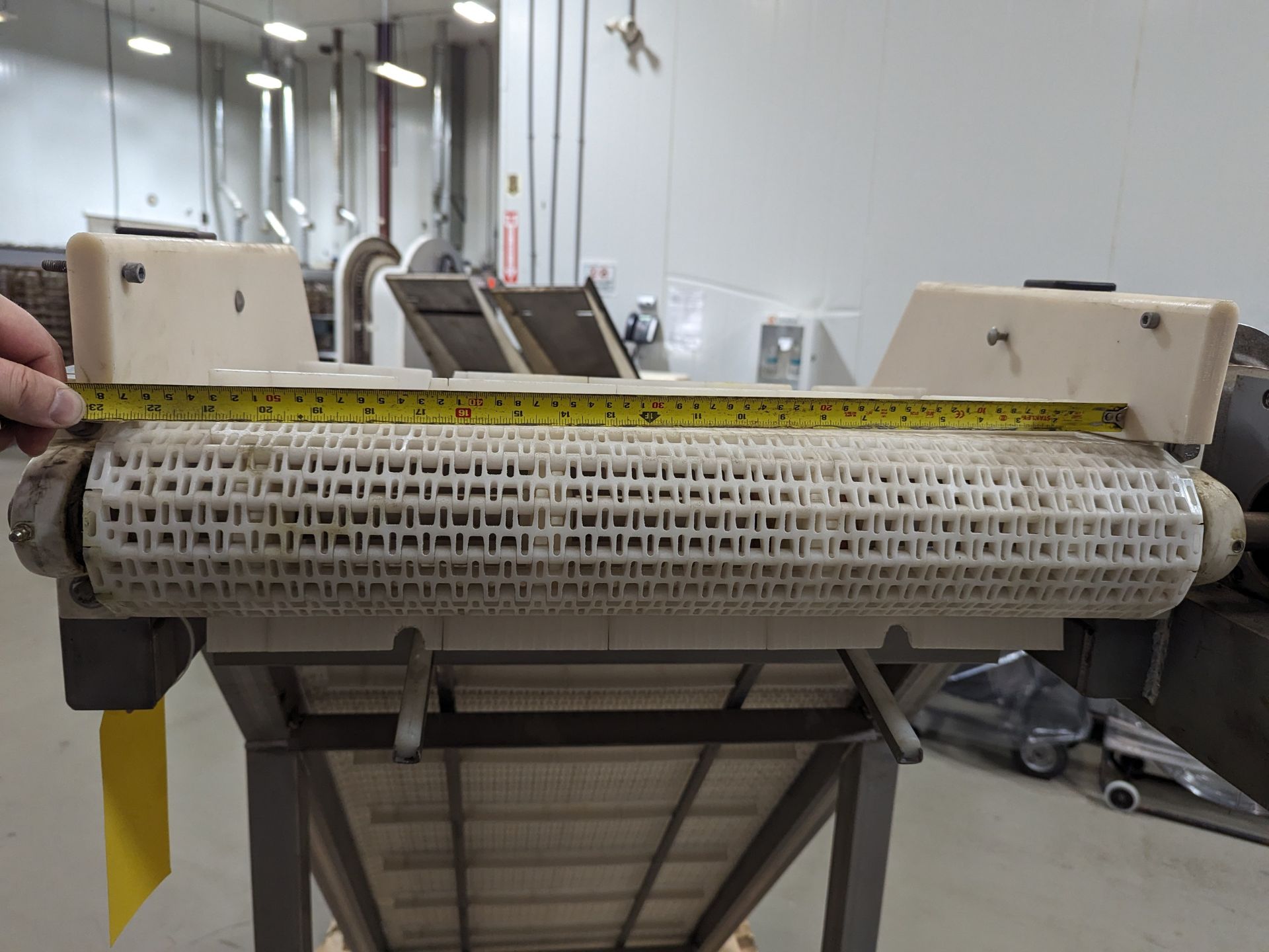 Incline Conveyor, Dimensions LxWxH: 80x37x56 - Image 6 of 7