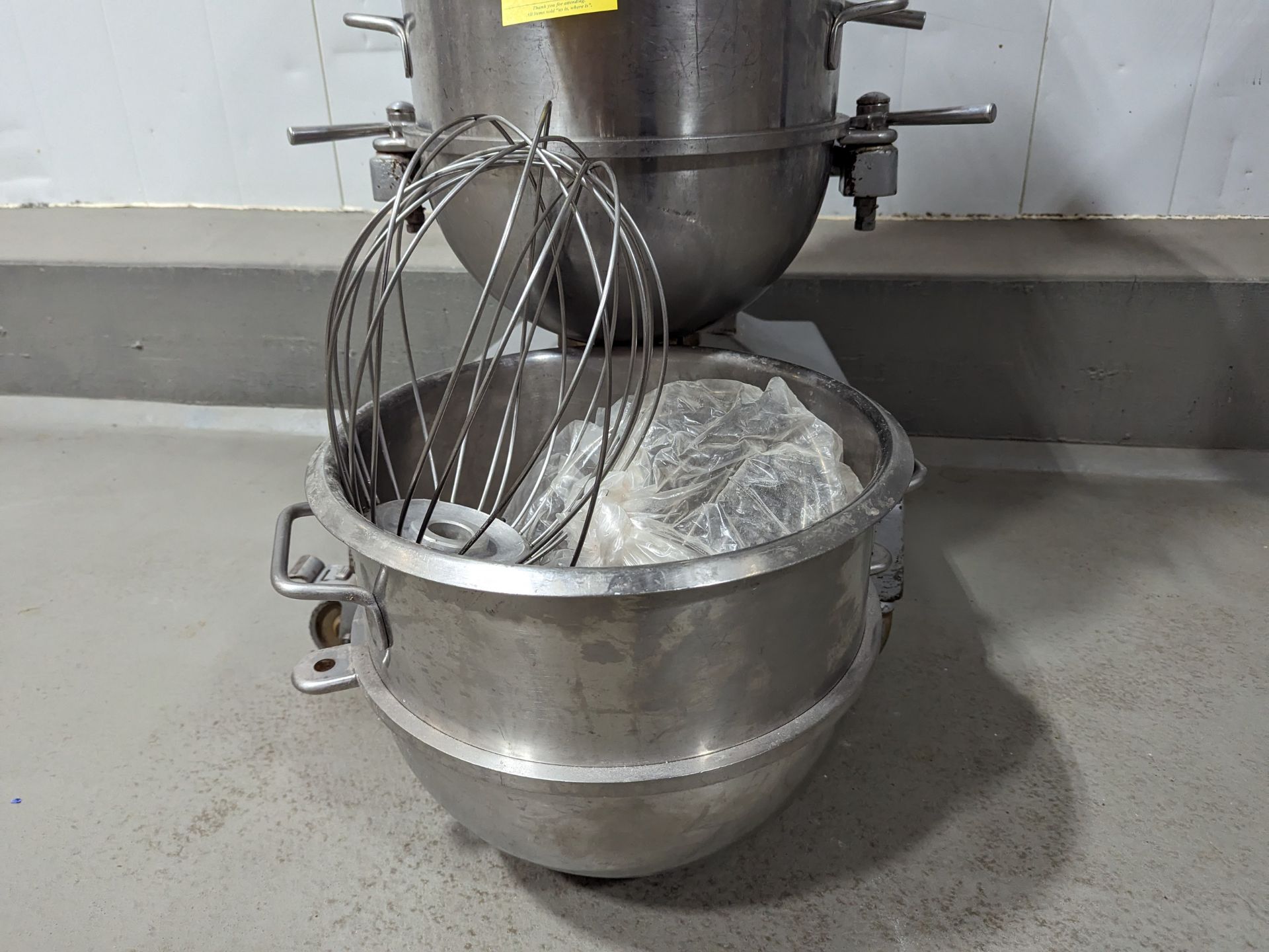 Globe SP30 Mixer, Dimensions LxWxH: 24x22x56 - Image 3 of 7