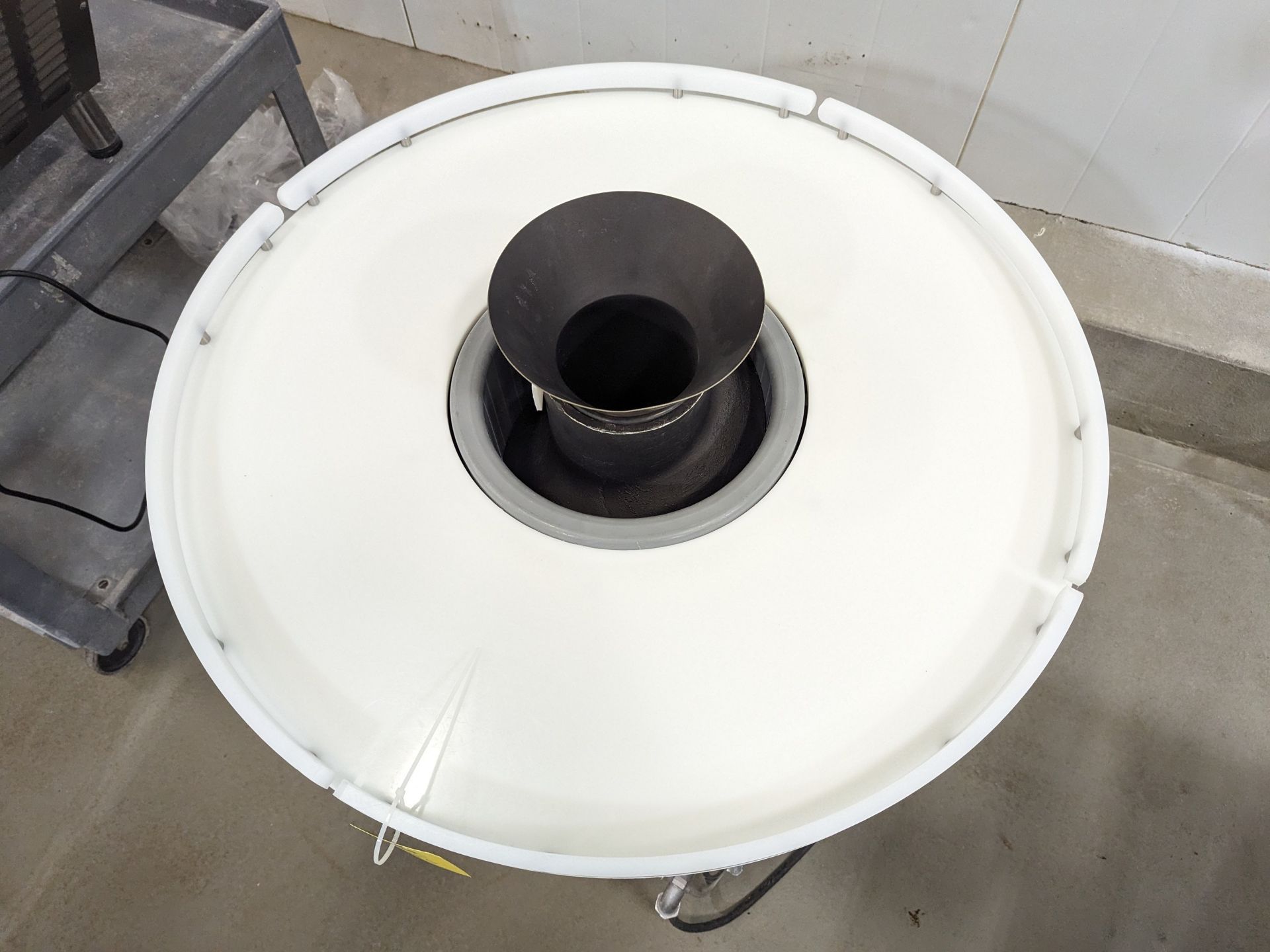 Round-o-Matic R-900T, Dimensions LxWxH: 37x37x43 - Image 2 of 7