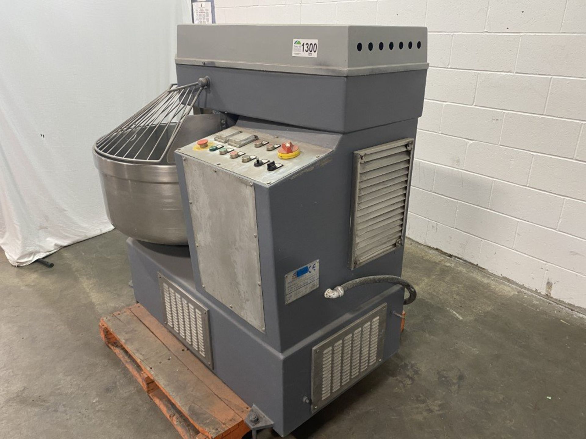 Consignment Lot: Lot Located in Abbotsford, BC - Tekno 160A Spiral Mixer - Image 3 of 7