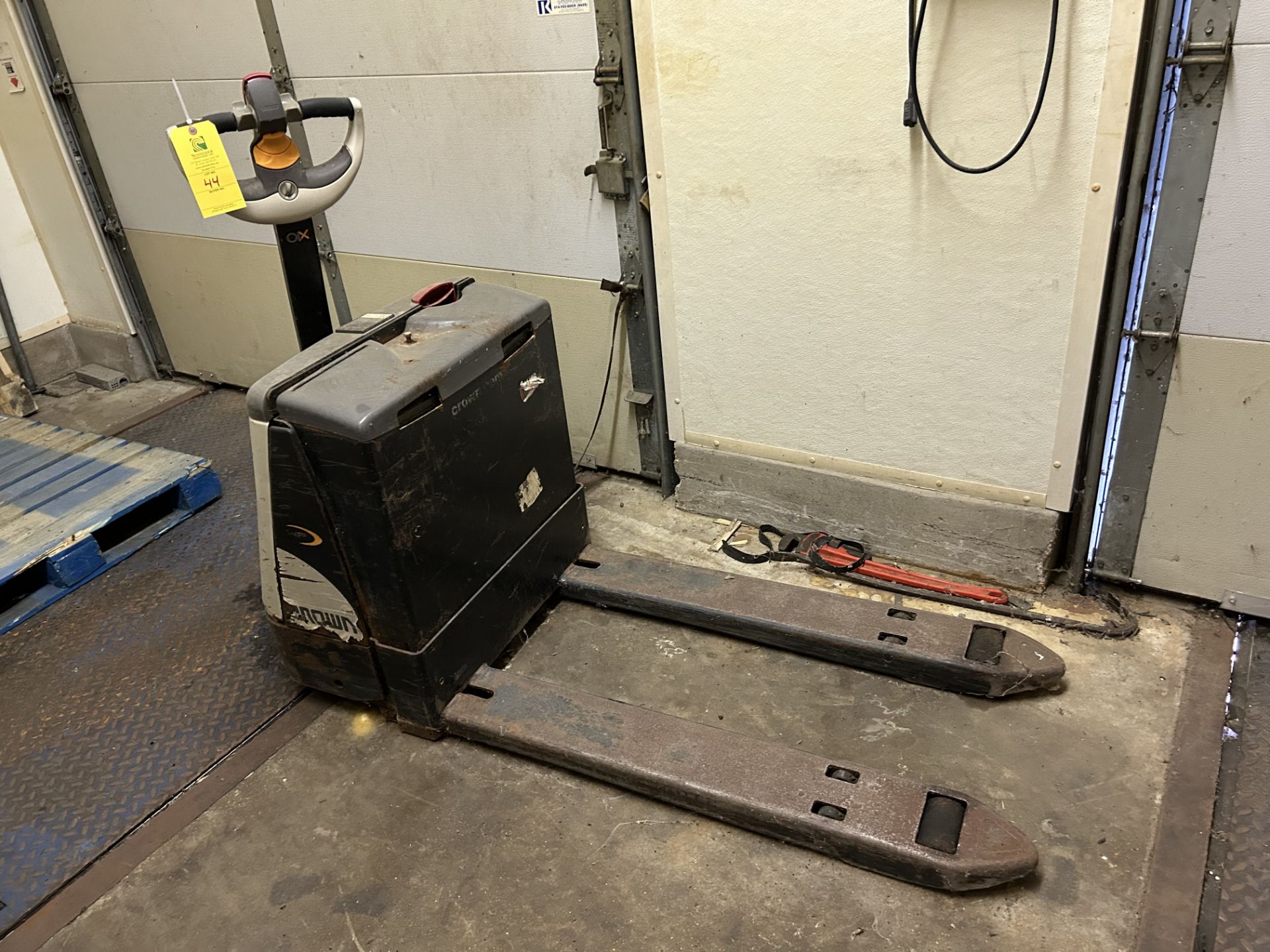 WP 3000 Series Electric Pallet Jack, S/N #7A290927 - Image 4 of 4