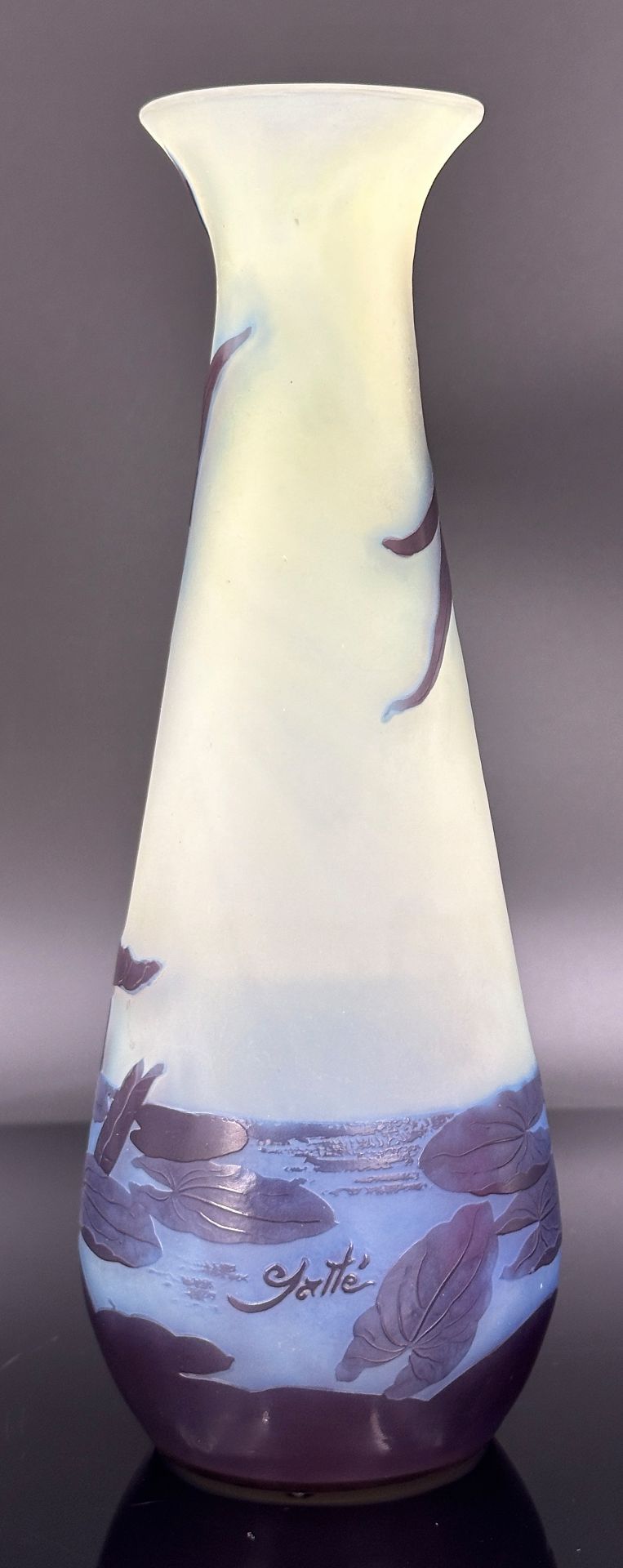 Club-shaped vase. Emile GALLÉ (1846 - 1904). Circa 1920. - Image 3 of 9