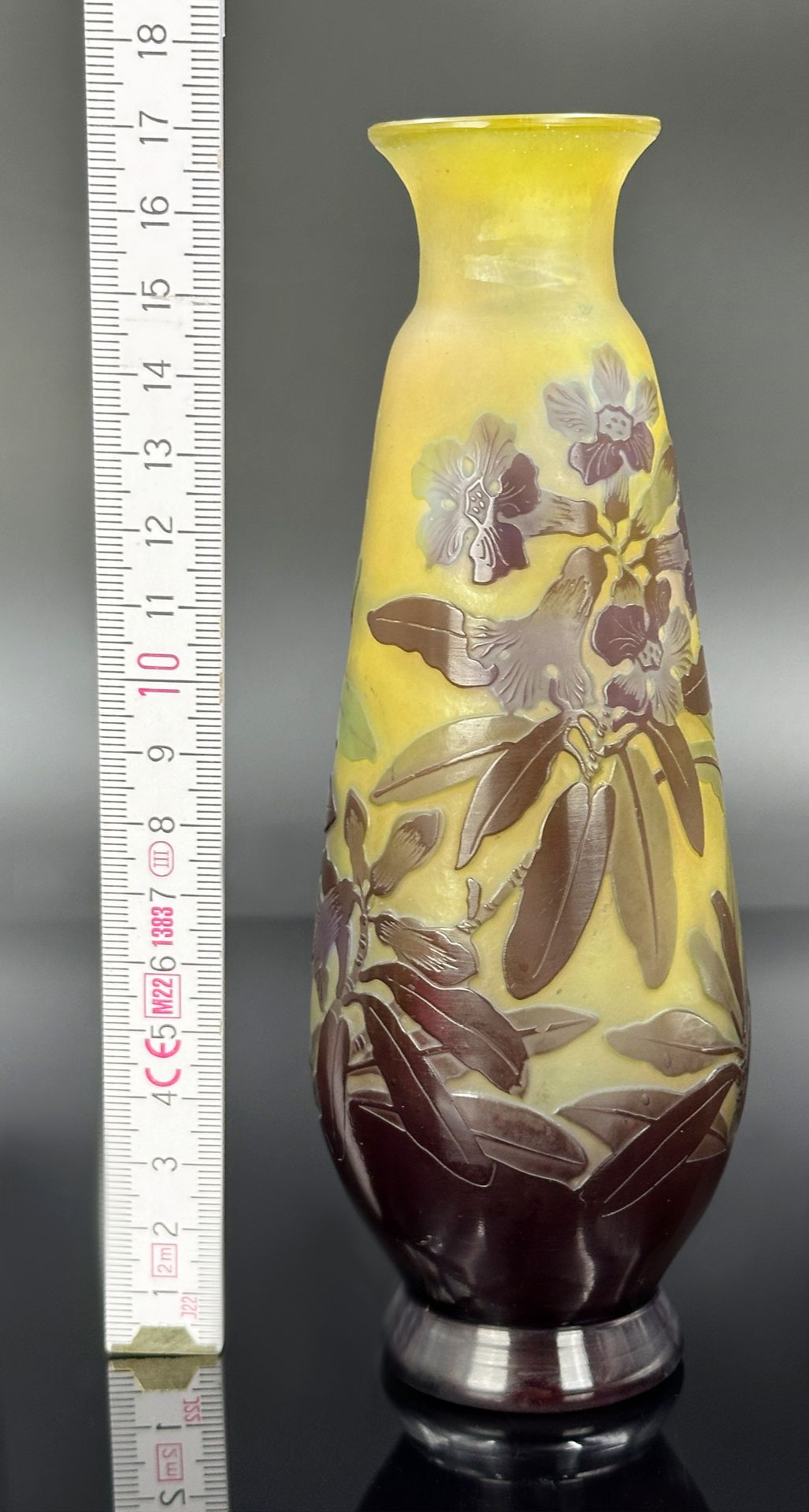 Small vase. Emile GALLÉ (1846 - 1904). Around 1900. - Image 9 of 10