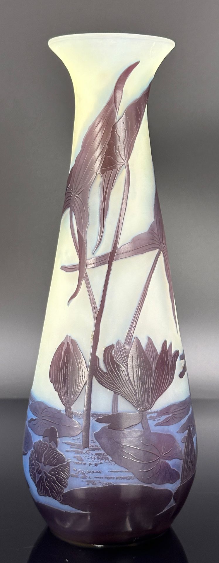 Club-shaped vase. Emile GALLÉ (1846 - 1904). Circa 1920.