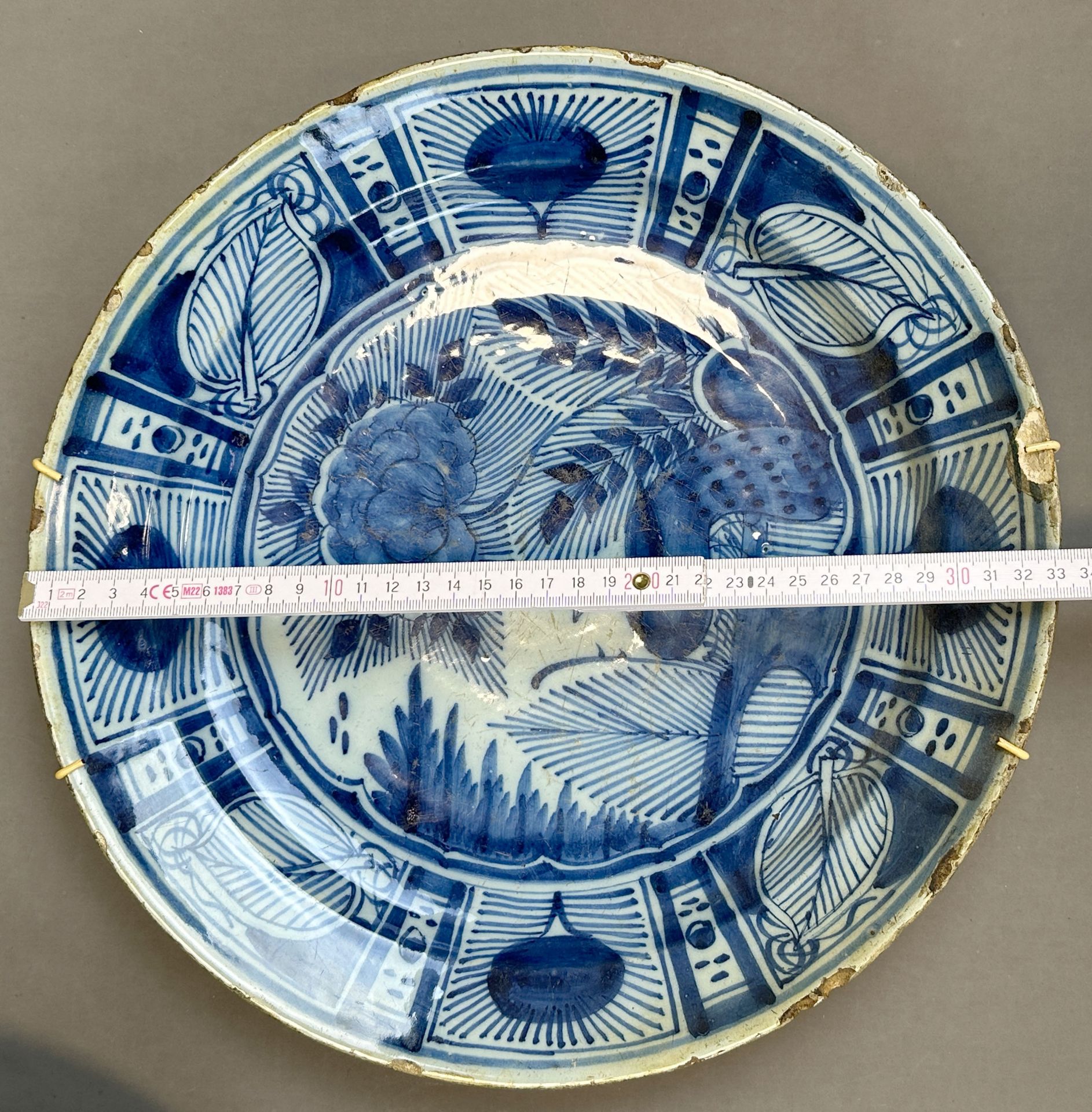Three antique plates. Porcelain. China. 18th century. - Image 15 of 15