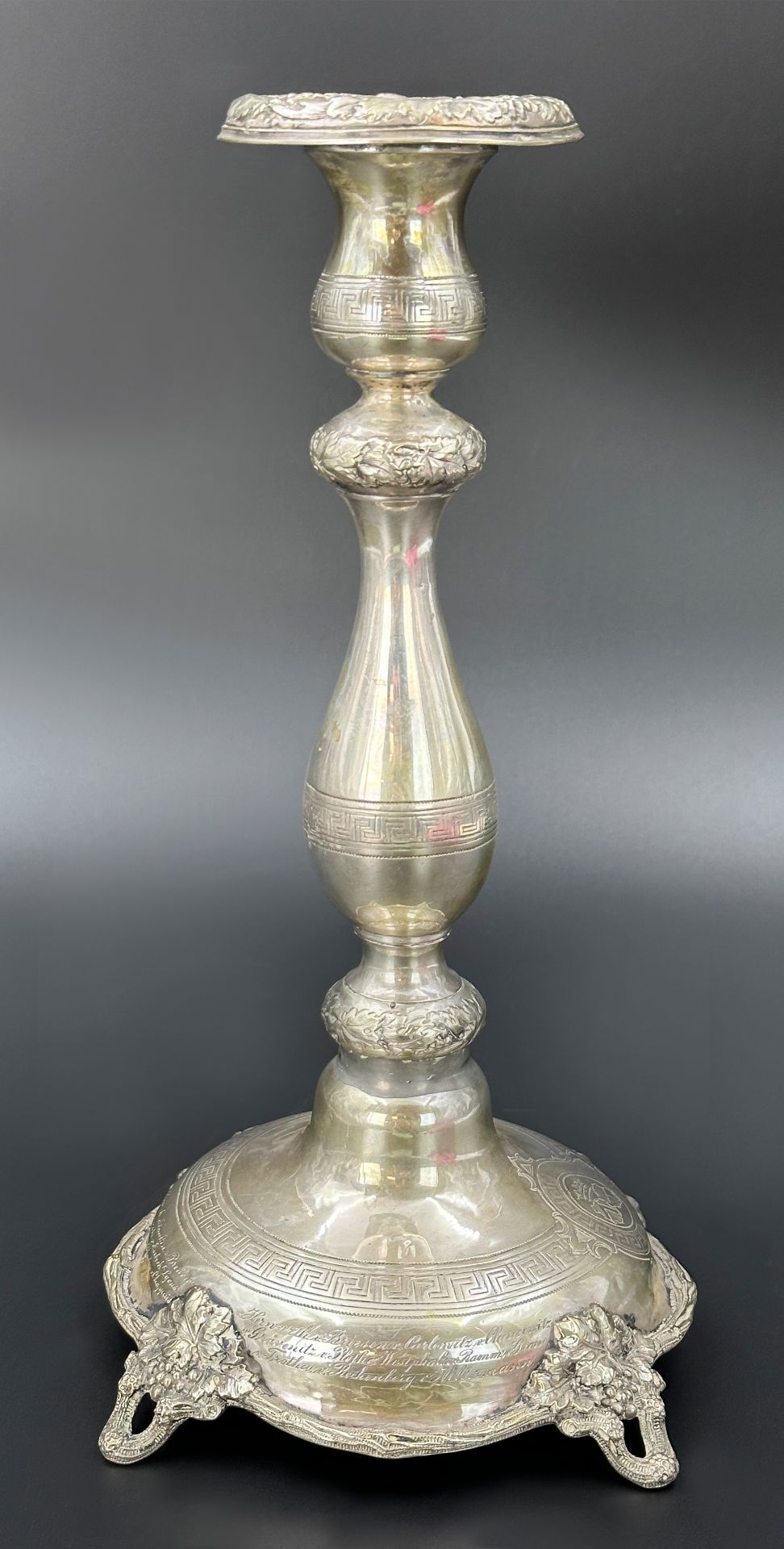 Kerzenständer aus Silber. 12 Lot. 19. Jahrhundert. - Bild 4 aus 18