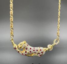 Collier "Gepard". 585 Gelbgold und Weißgold mit Edelsteinbesatz.