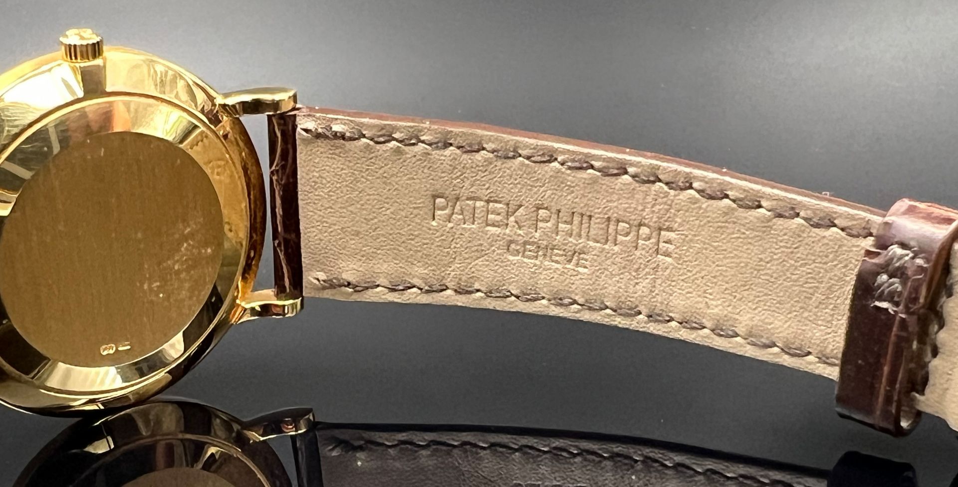 PATEK PHILIPPE Calatrava Clous de Paris wristwatch wristwatch for men. 750 yellow gold. Ref. 3919. - Image 10 of 12
