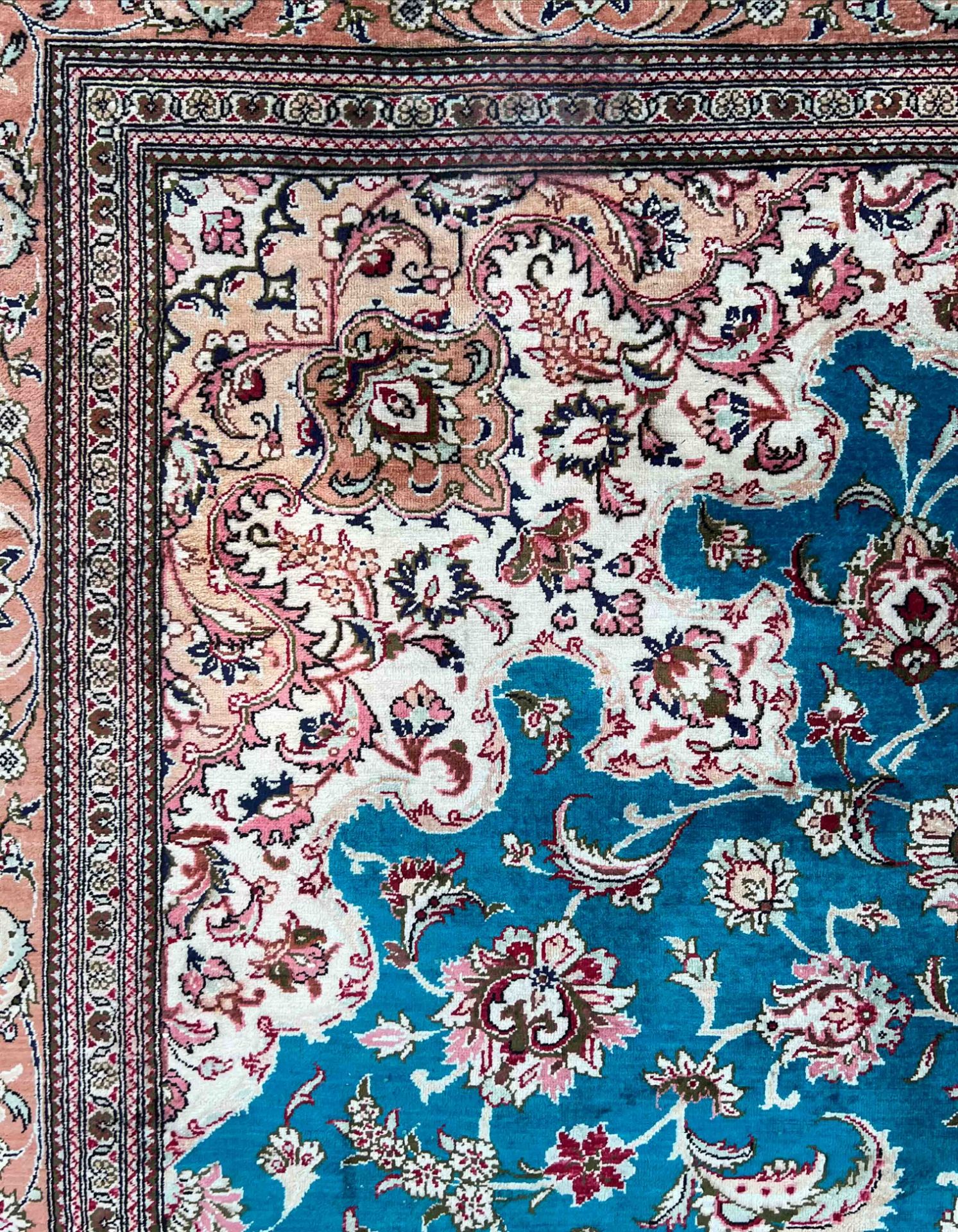 Ghom oriental rug. Silk. Signed. - Image 9 of 17