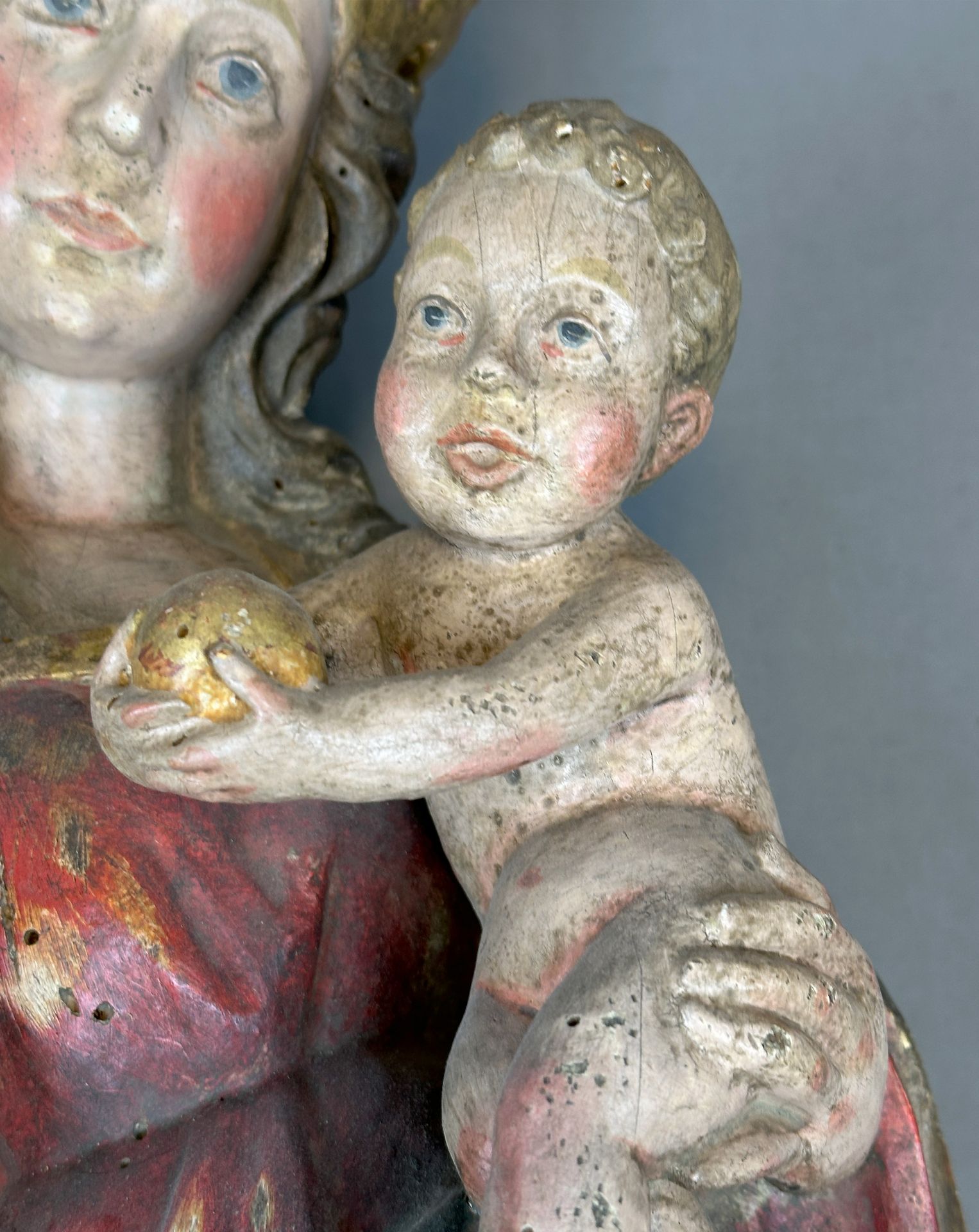 Mary with baby Jesus. Wooden figures. - Image 3 of 9