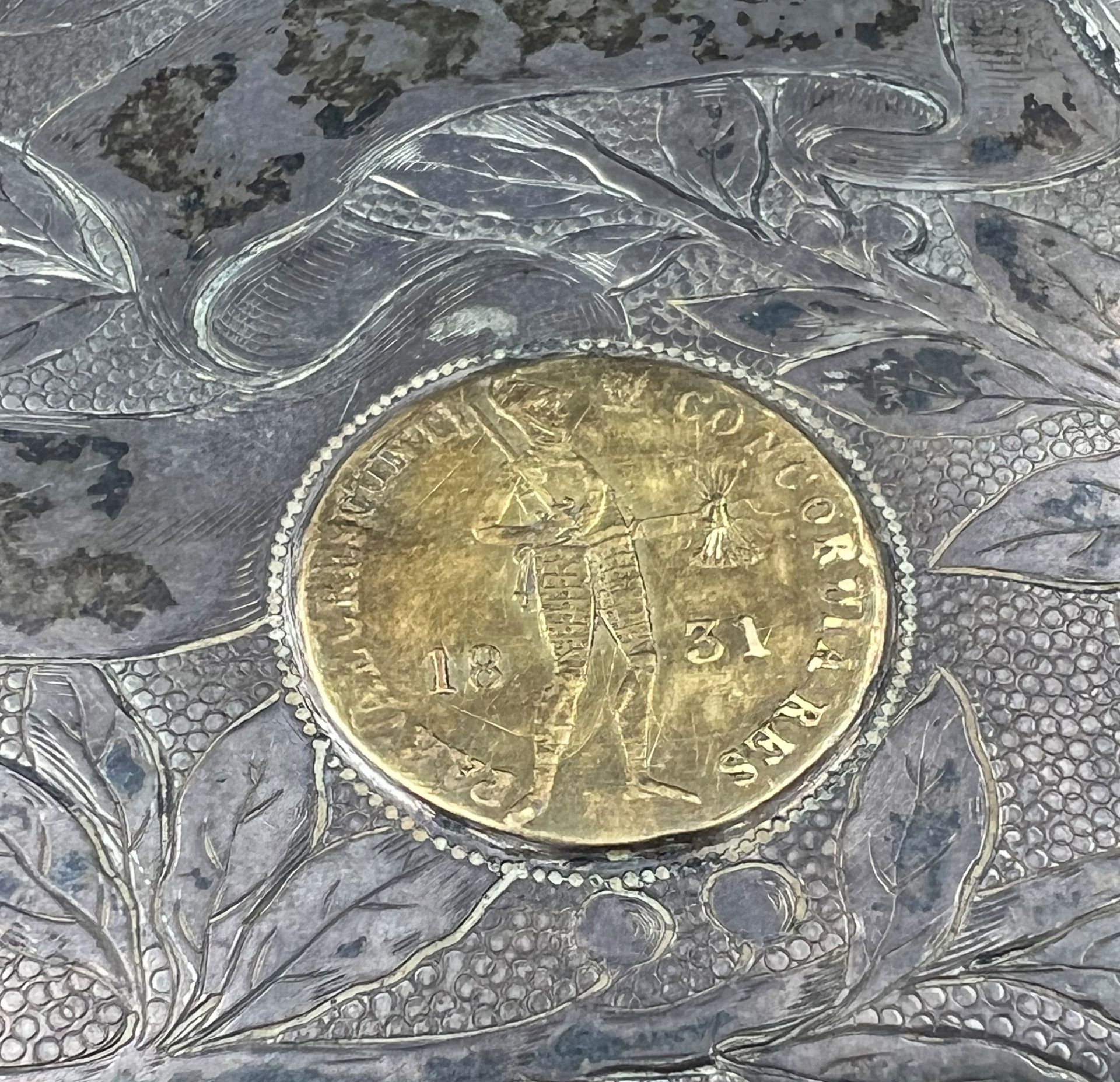 Silberne Münzschatulle. 4 Goldmünzen. 12 Lot. 2. Hälfte 19. Jahrhundert. - Bild 6 aus 20