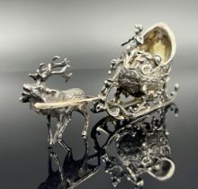 Sledge salière with stag. 825 silver.