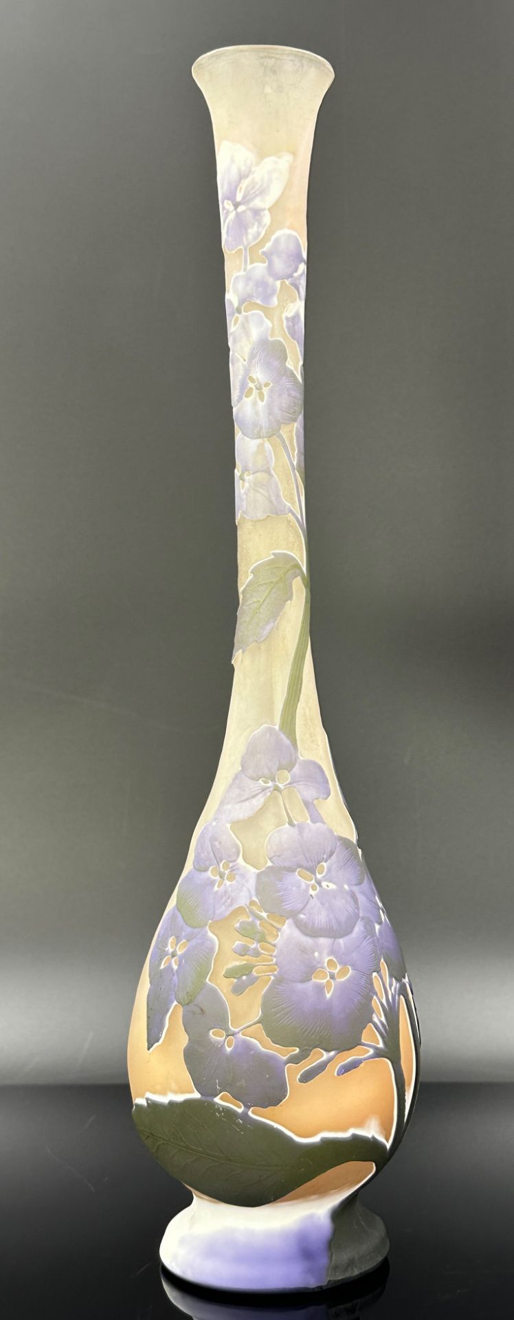Large long-necked vase. Emile GALLÉ (1846 - 1904). Around 1905. - Image 4 of 11