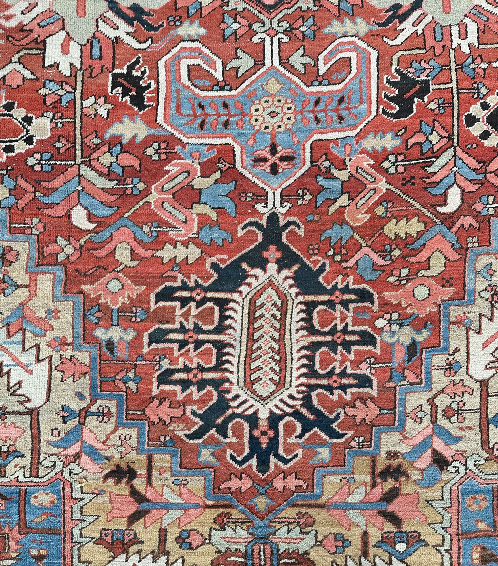 Heriz. Palace carpet. Oversize. Circa 1900. - Image 6 of 19