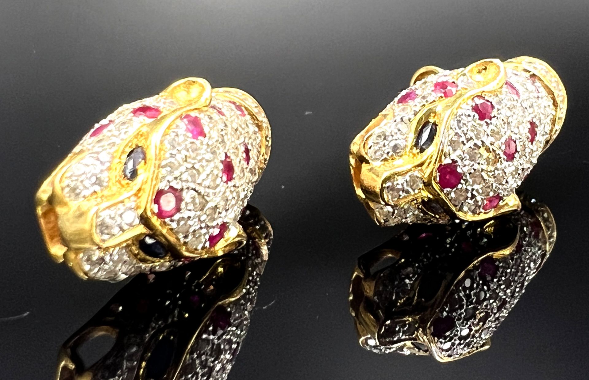 Pair of "Cheetah" stud earrings. 750 yellow gold and white gold with gemstone setting. - Image 3 of 8