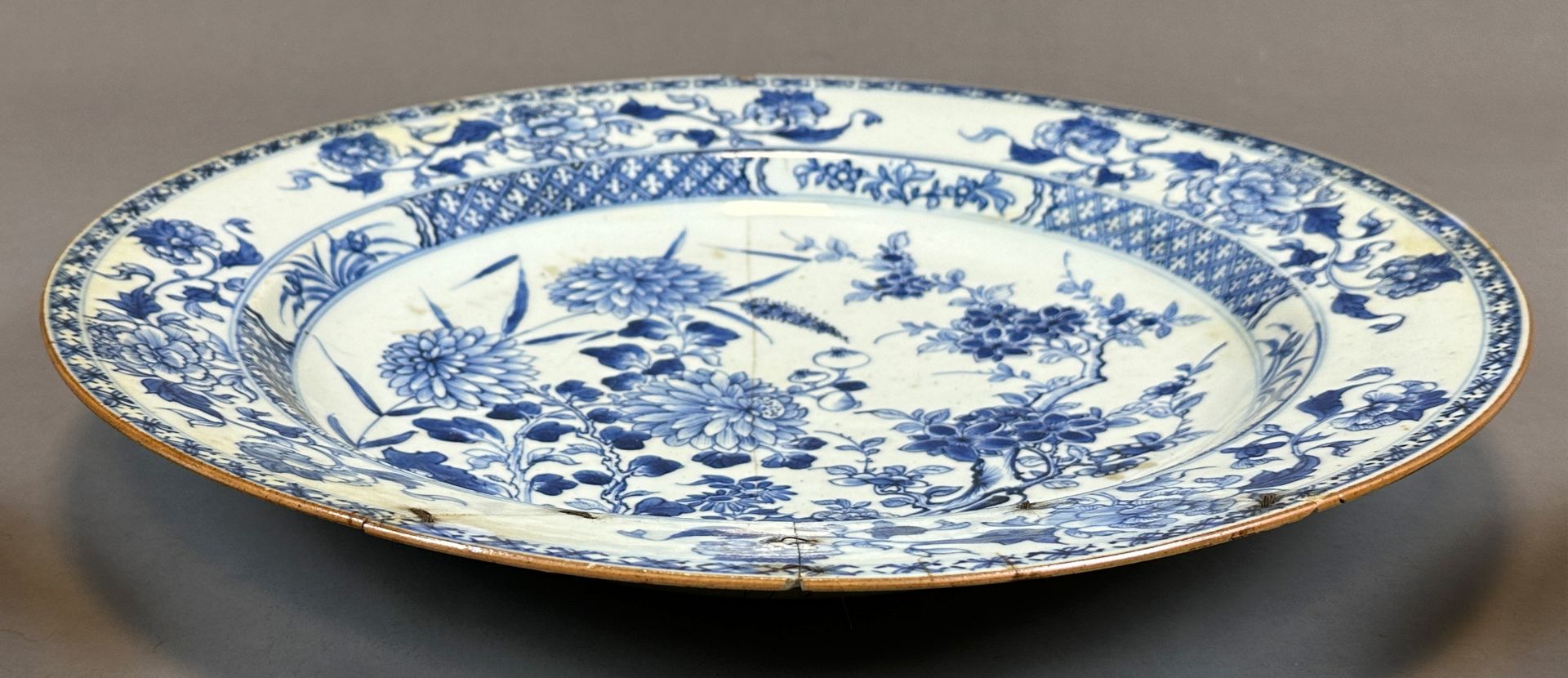 Three antique plates. Porcelain. China. 18th century. - Image 5 of 15