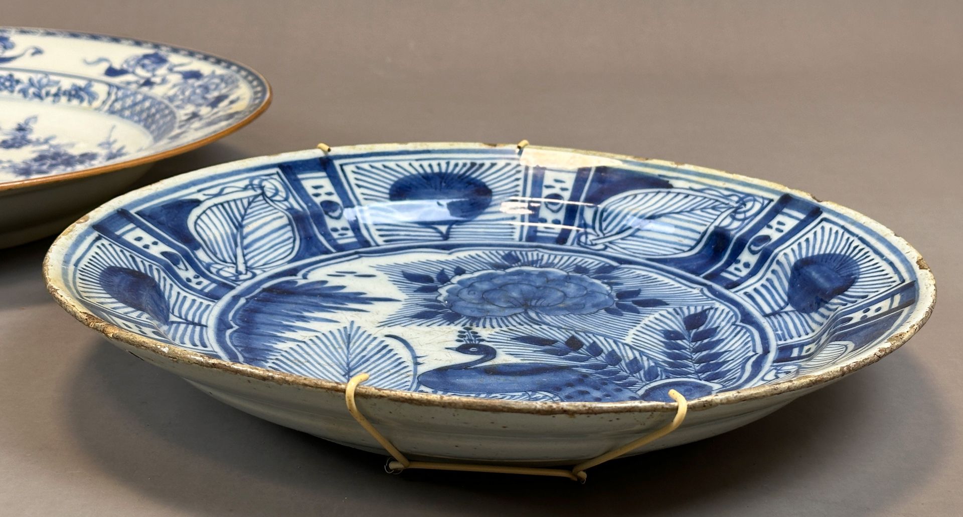Three antique plates. Porcelain. China. 18th century. - Image 9 of 15