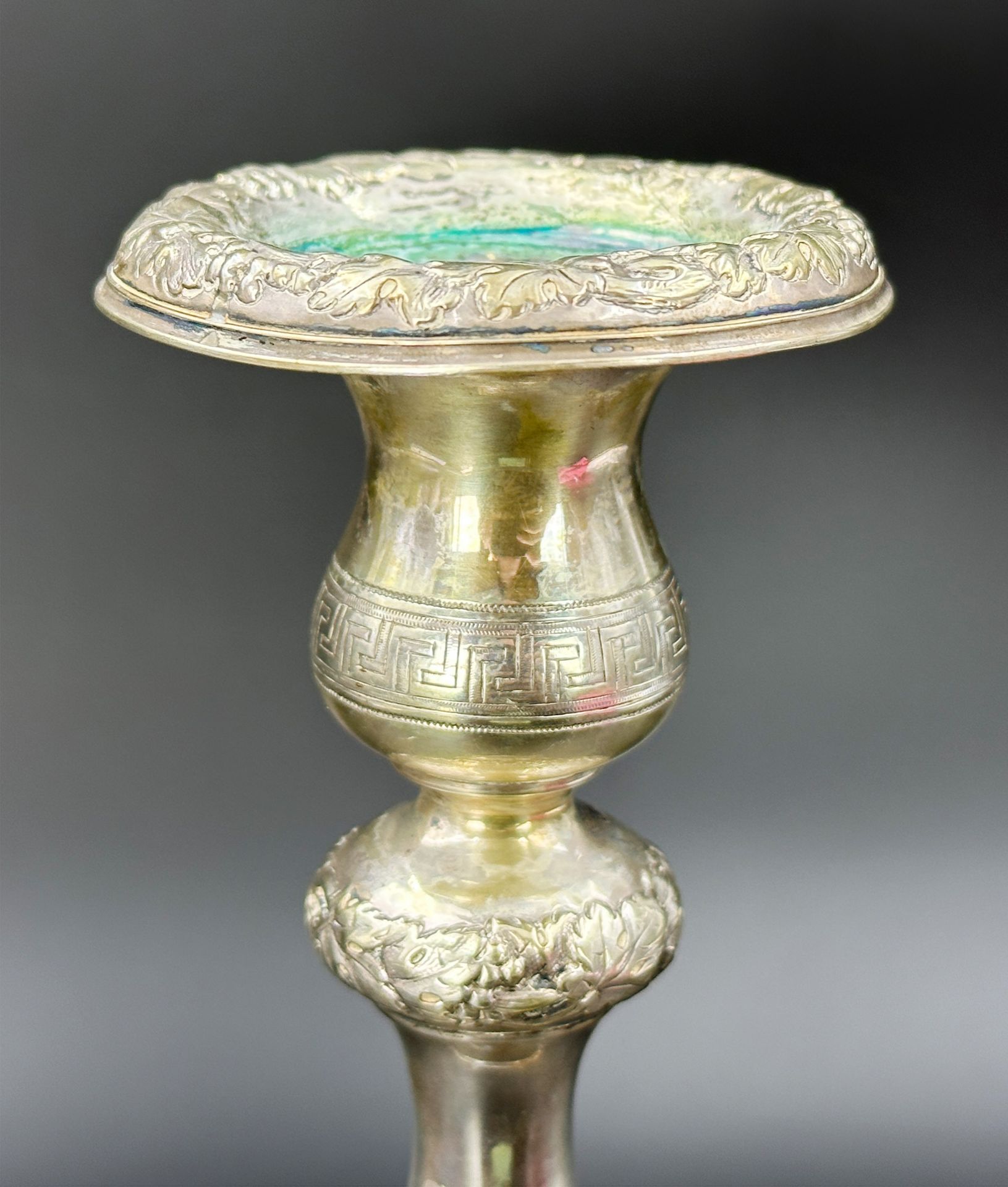 Kerzenständer aus Silber. 12 Lot. 19. Jahrhundert. - Bild 6 aus 18