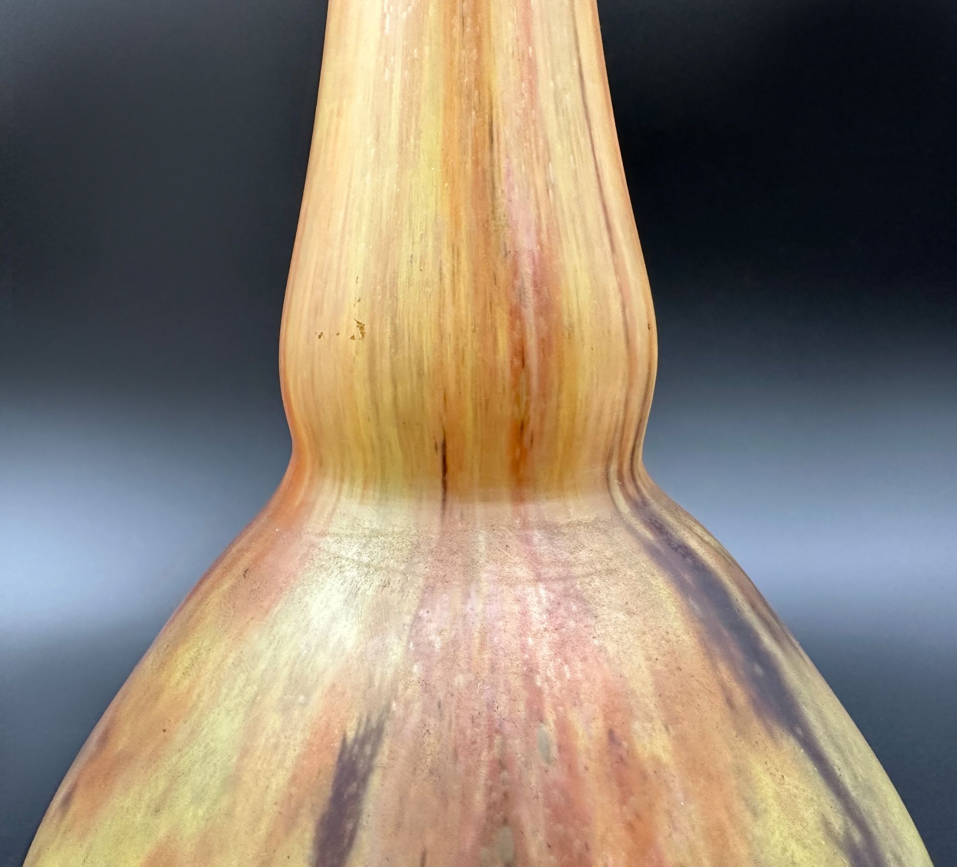 Long-necked vase. DAUM Nancy. Circa 1910. - Image 7 of 10