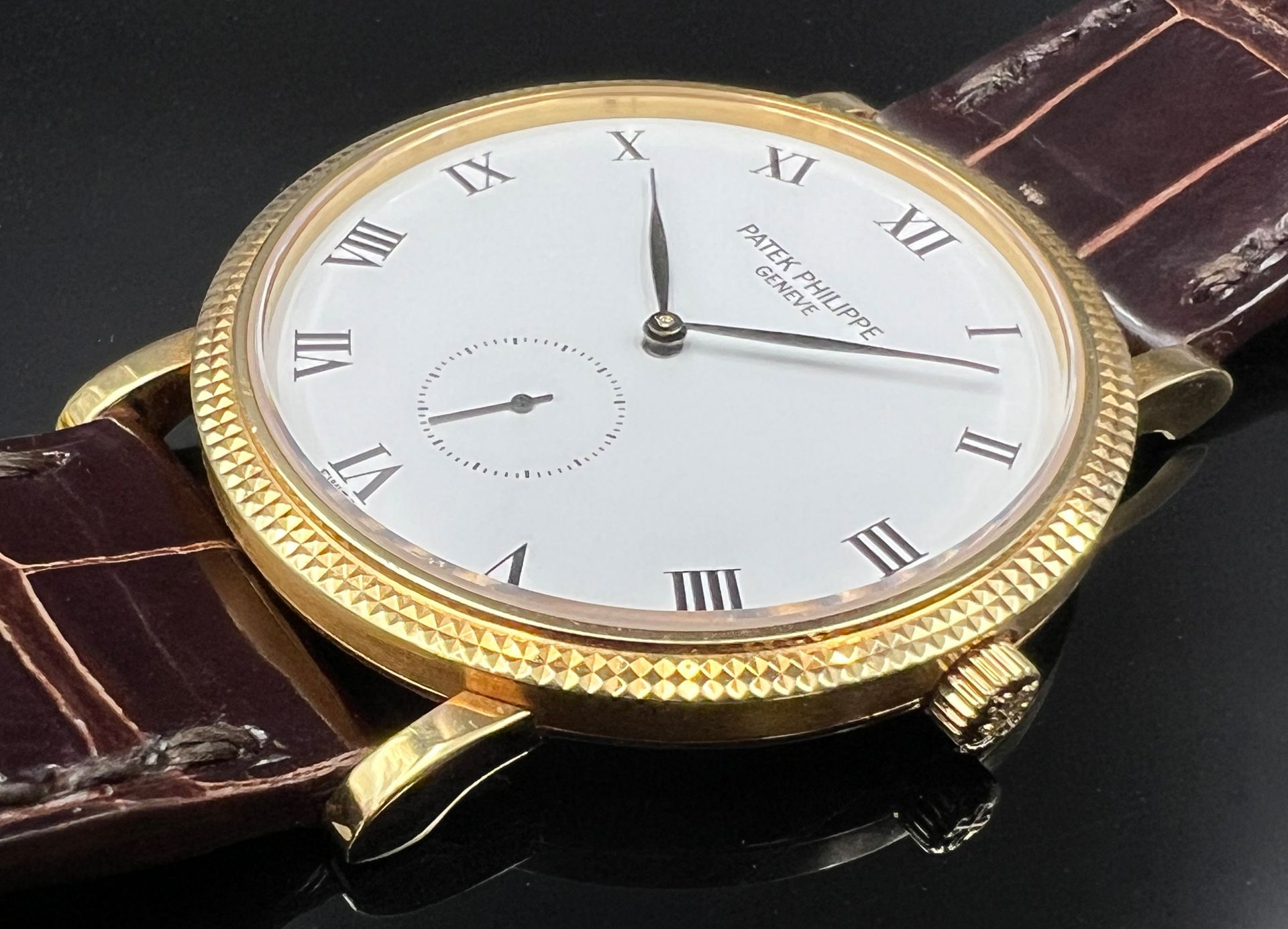 PATEK PHILIPPE Calatrava Clous de Paris wristwatch wristwatch for men. 750 yellow gold. Ref. 3919. - Image 6 of 12