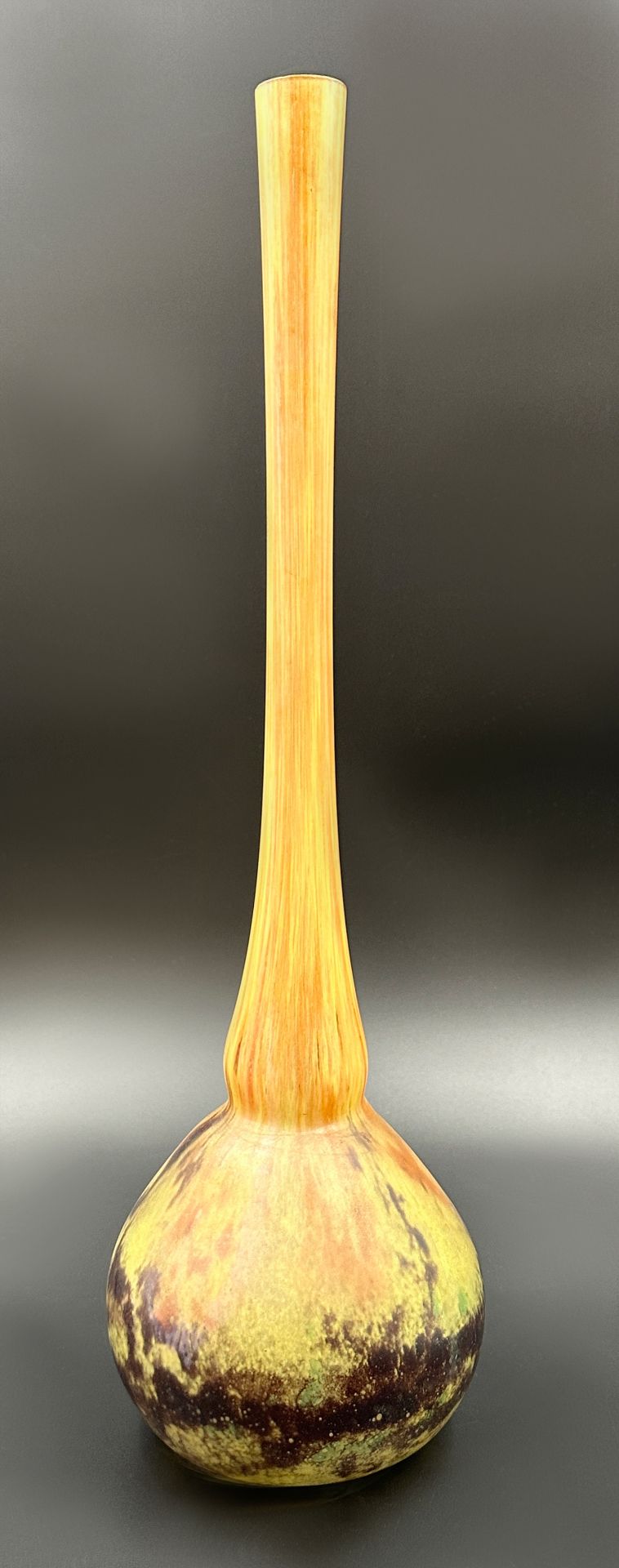 Long-necked vase. DAUM Nancy. Circa 1910. - Image 2 of 10