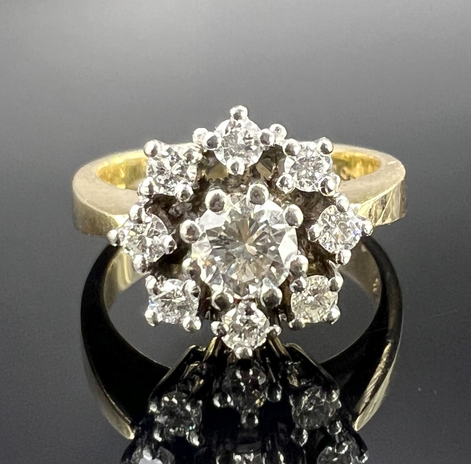 Ladies' ring in the shape of a flower. 585 yellow gold with diamonds. - Image 2 of 8